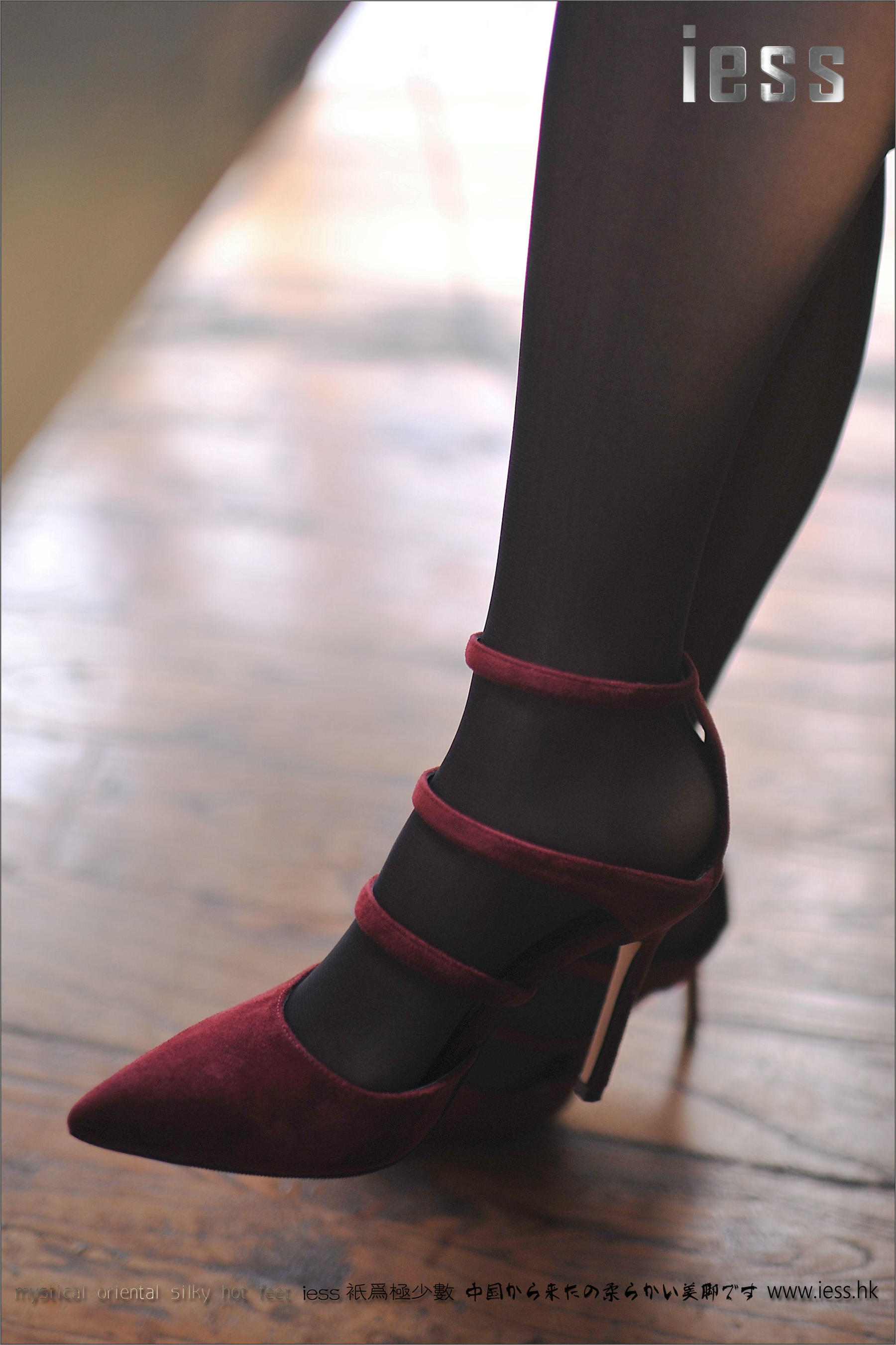 丝足便当047 小夕 《少女的腿（足）》[IESS异思趣向]_第4张