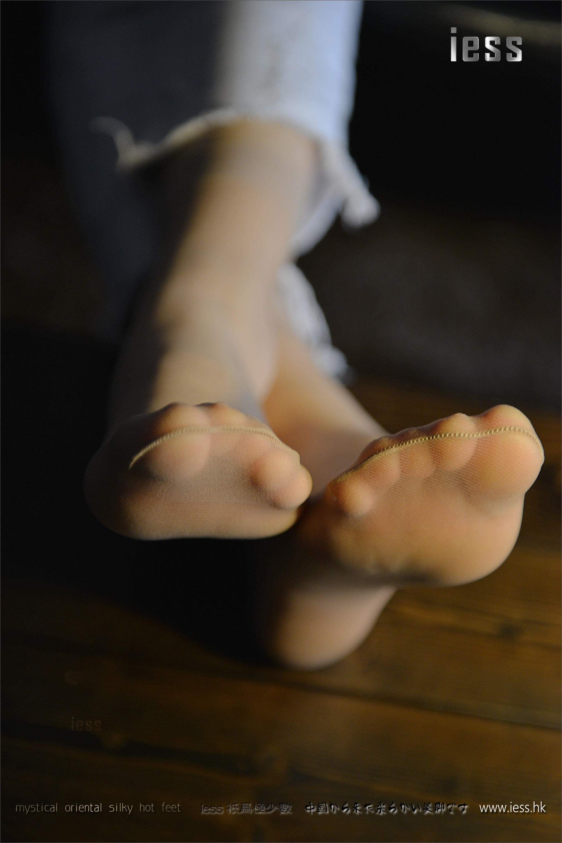 丝足便当090 小夕 《短肉丝特写典藏》[IESS异思趣向]_第5张