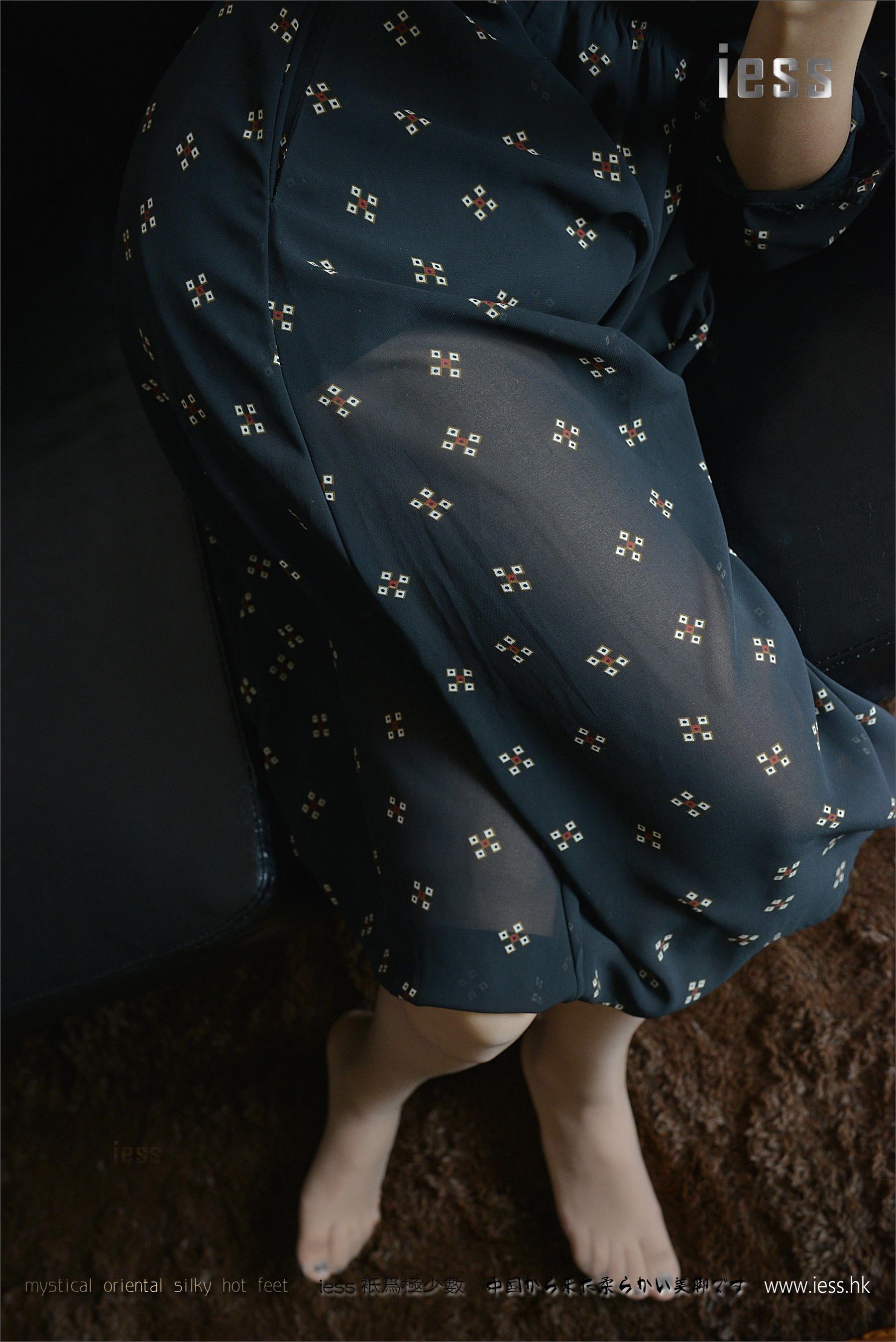 丝足便当096 小C 《小腿也是腿呀》[IESS异思趣向]_第1张