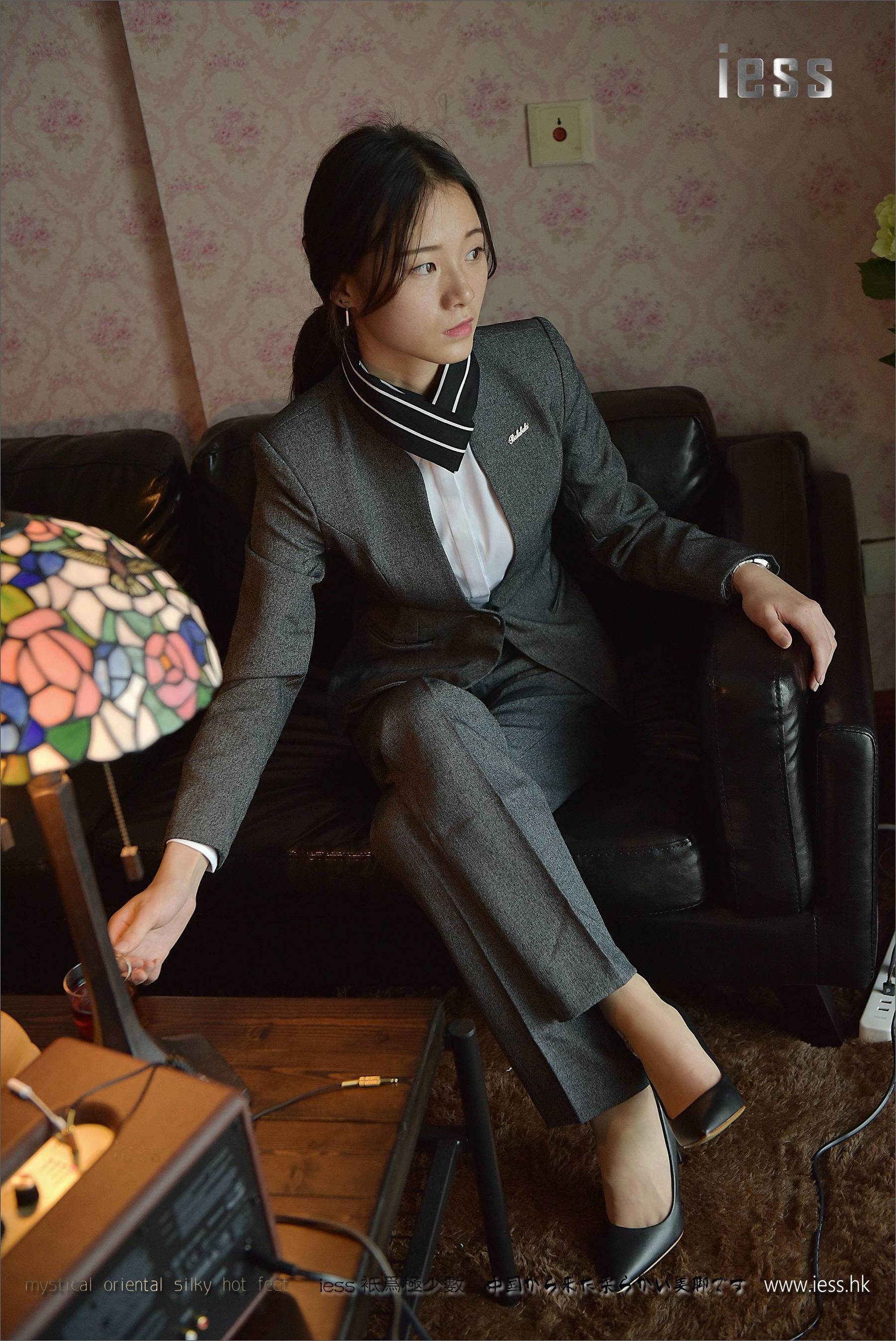 丝足便当114 小六 《小六的长裤短丝》[IESS异思趣向]_第4张