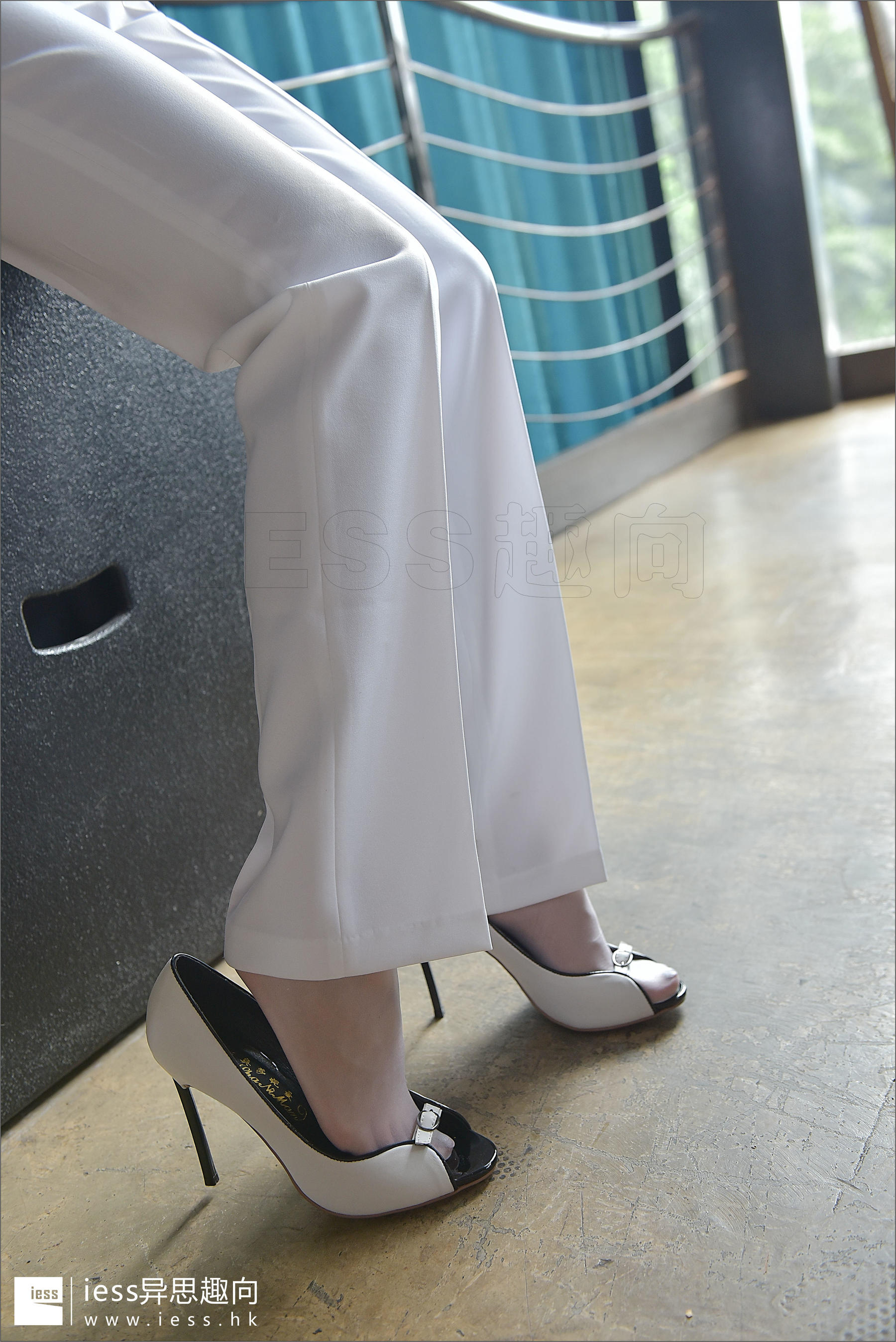 丝足便当123 宛平 《我的思绪一片空白》[IESS异思趣向]_第3张