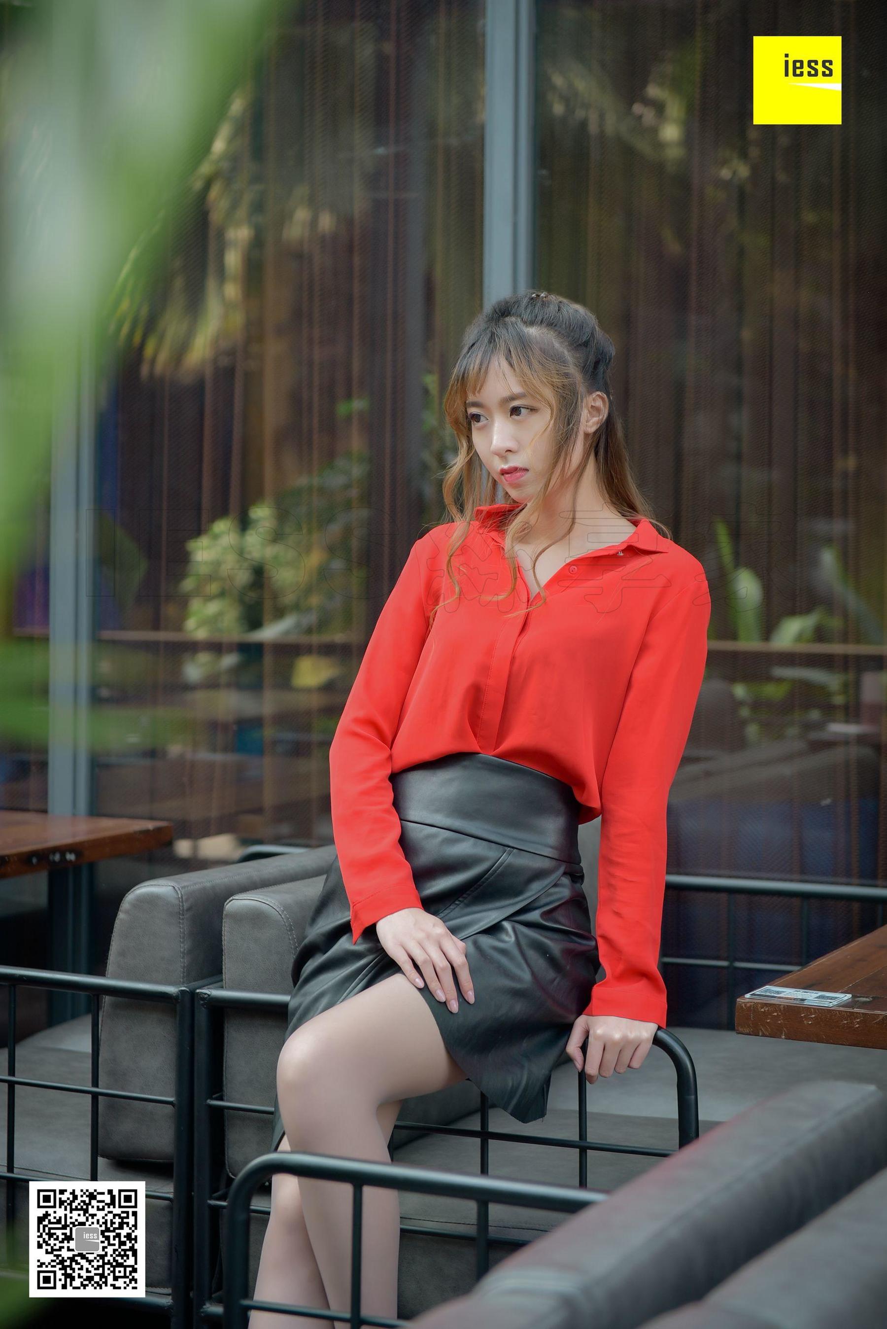 丝享家113 紫紫 《鱼嘴漆皮高跟》[IESS异思趣向]_第4张