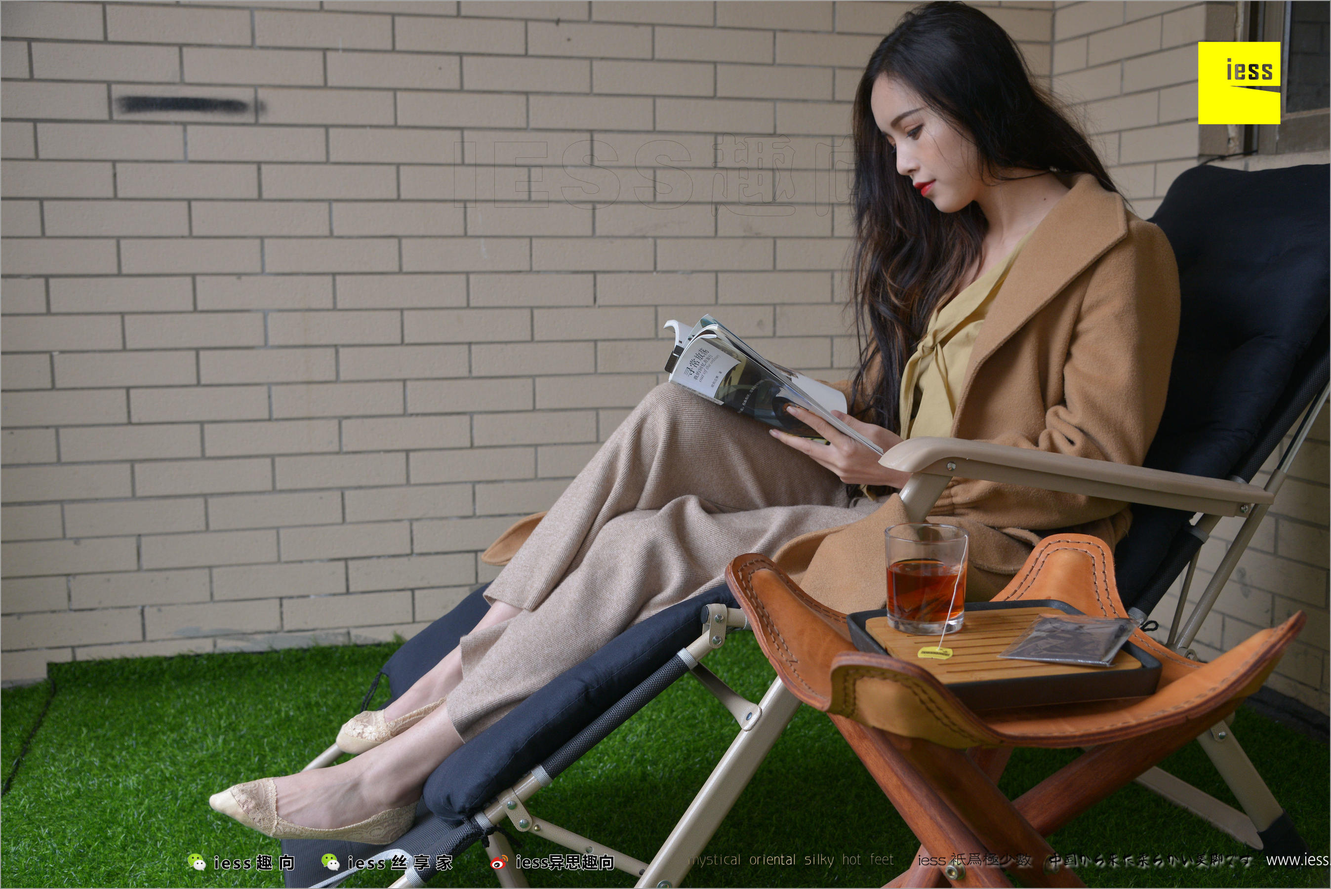 小羽《小羽、船袜、短丝和平底鞋》精简版 [异思趣向IESS] 丝足便当218_第2张