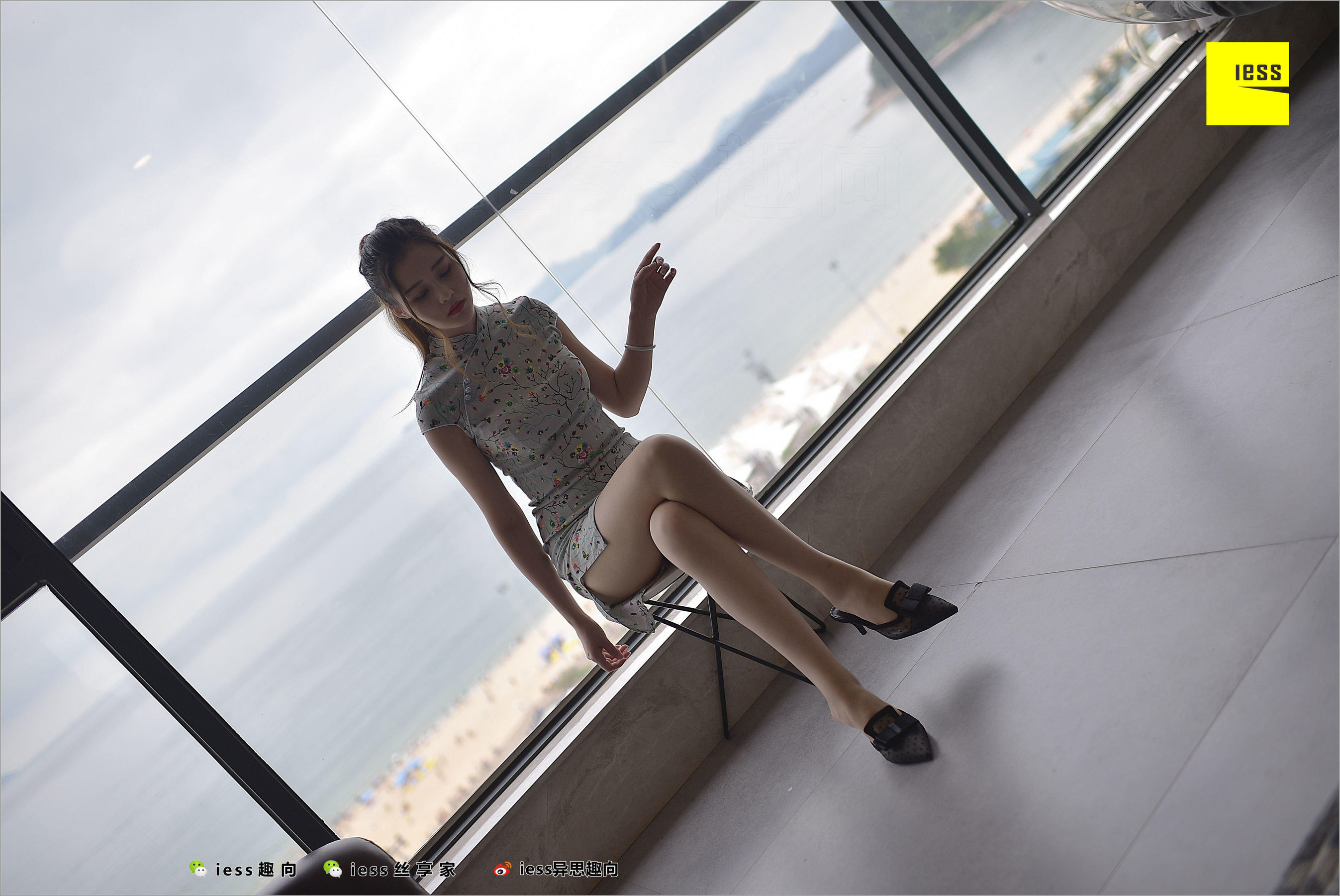 [异思趣向IESS] 丝足便当247 九妹 《九妹的短旗袍》_第3张