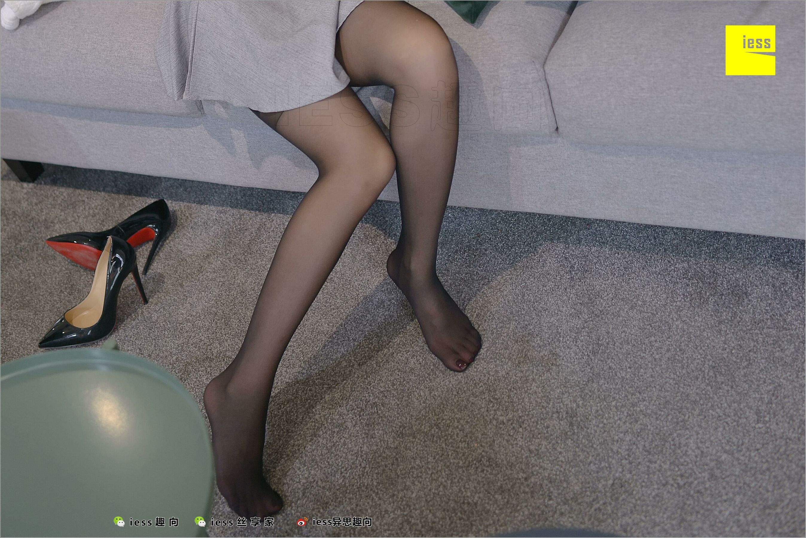 [异思趣向IESS] 丝足便当255 邱主管 《邱主管》新模特_第4张