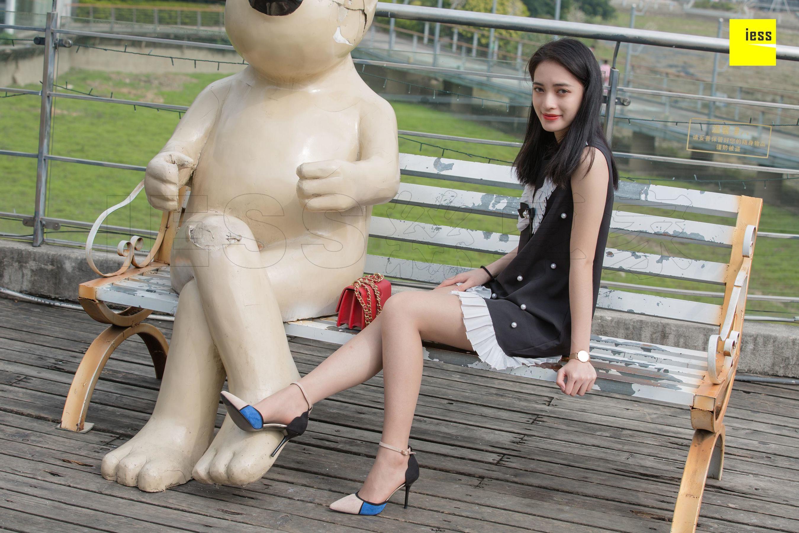 [异思趣向IESS] 模特姗姗《姗姗的温柔咖啡丝》_第3张