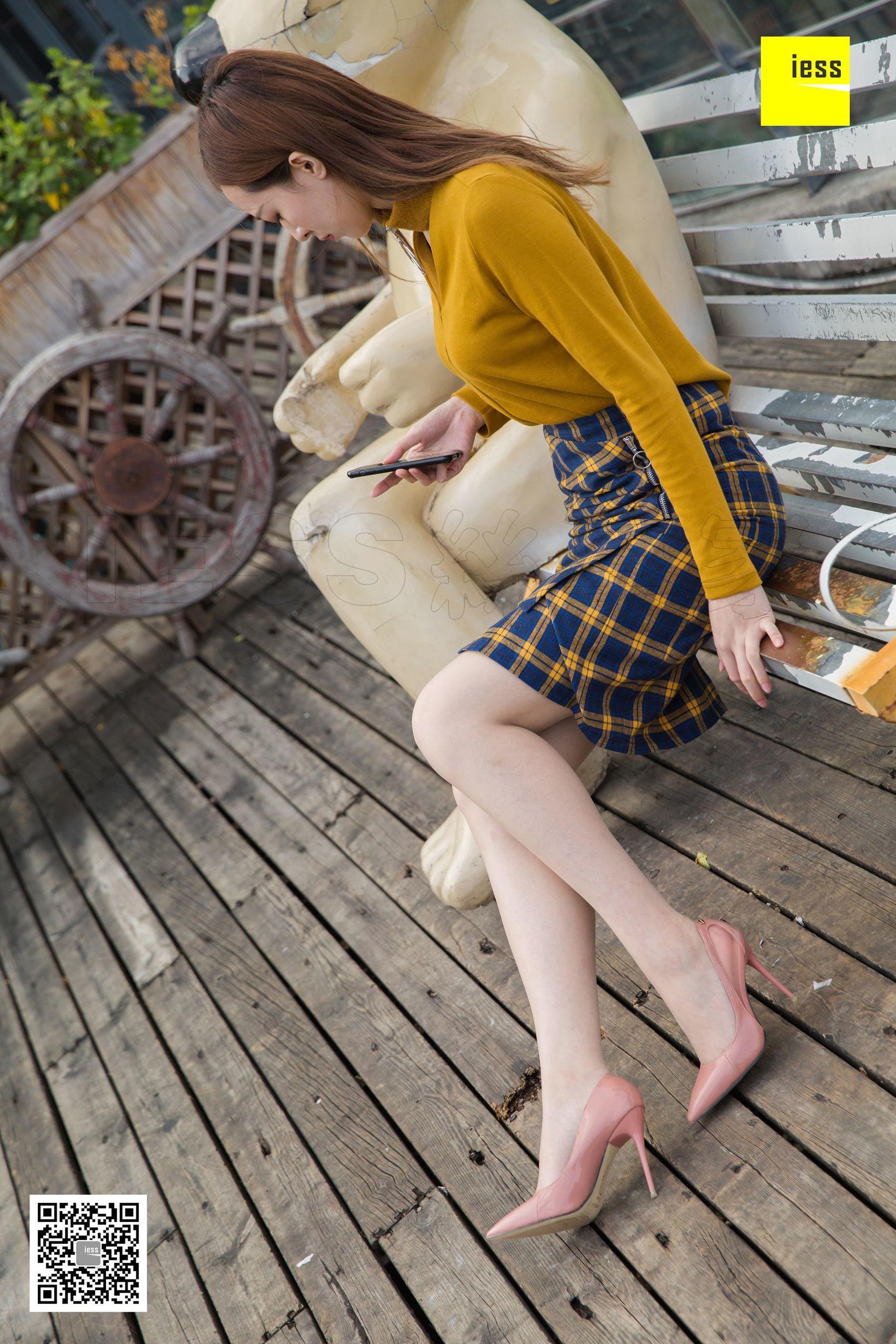 [异思趣向IESS]  模特：紫紫 《紫紫的气质套装》_第3张