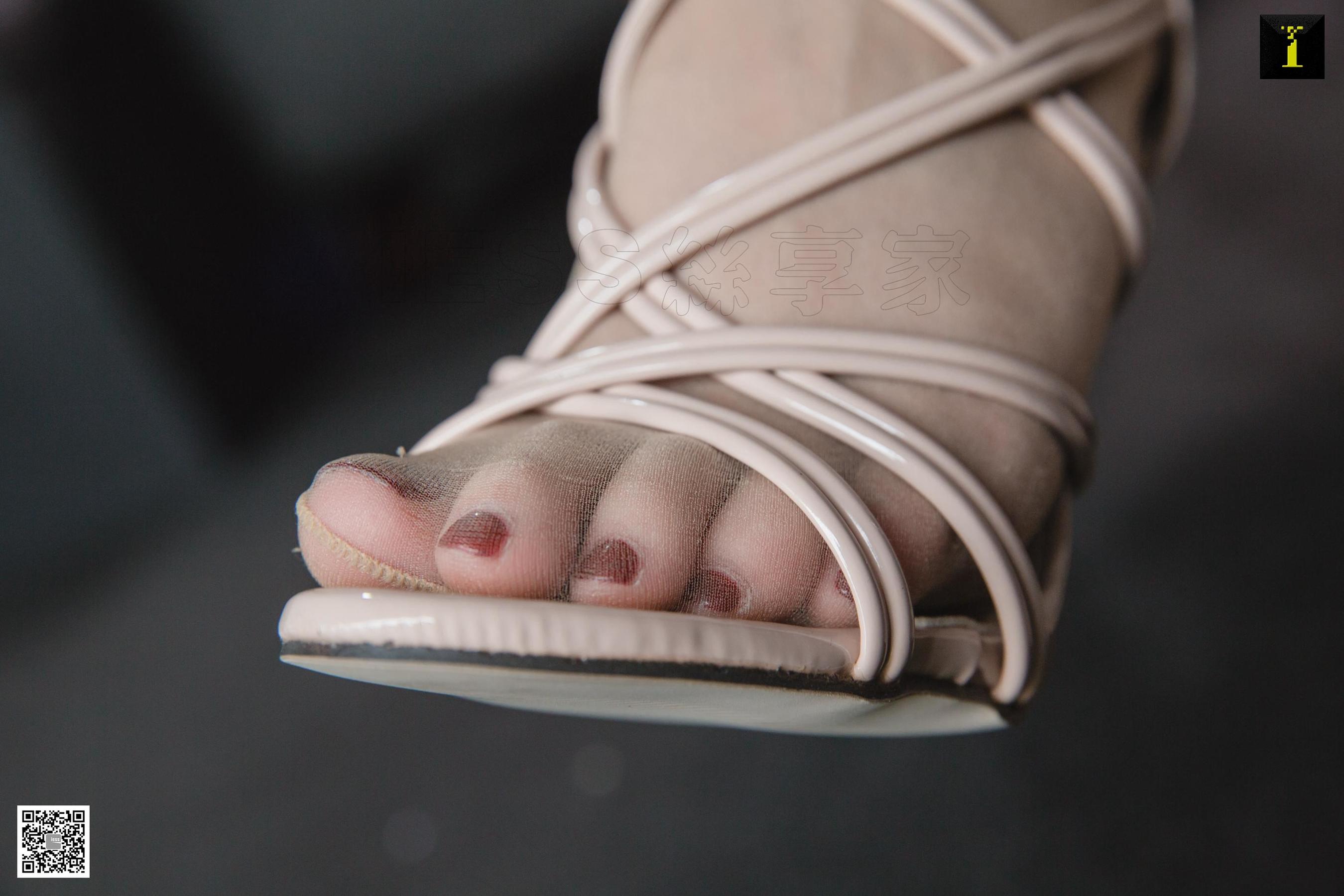 [异思趣向IESS] 模特 九妹《九妹的肤色凉鞋》_第4张