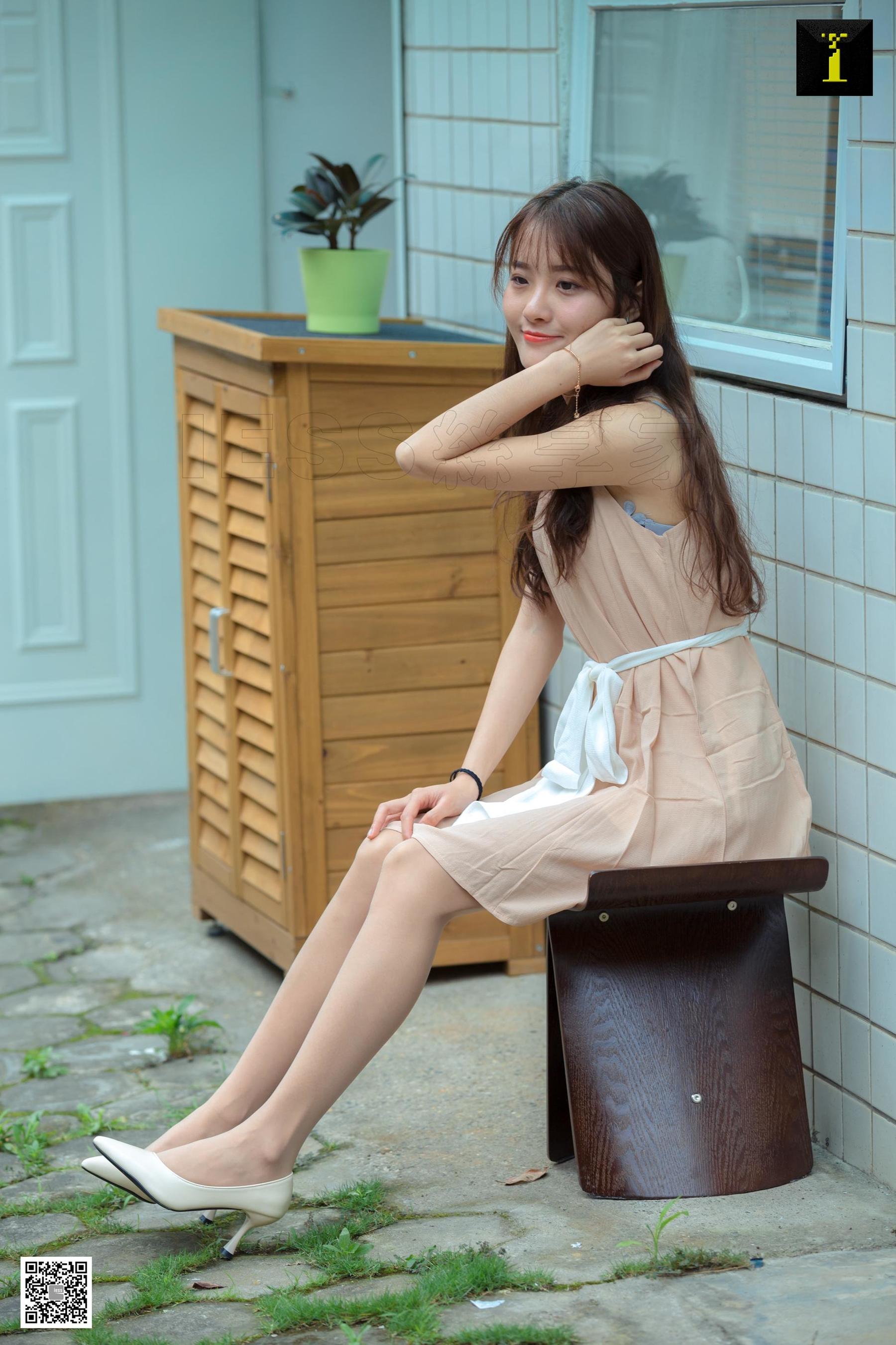 [异思趣向IESS] 模特 婉萍 《日系小清新婉萍》_第4张