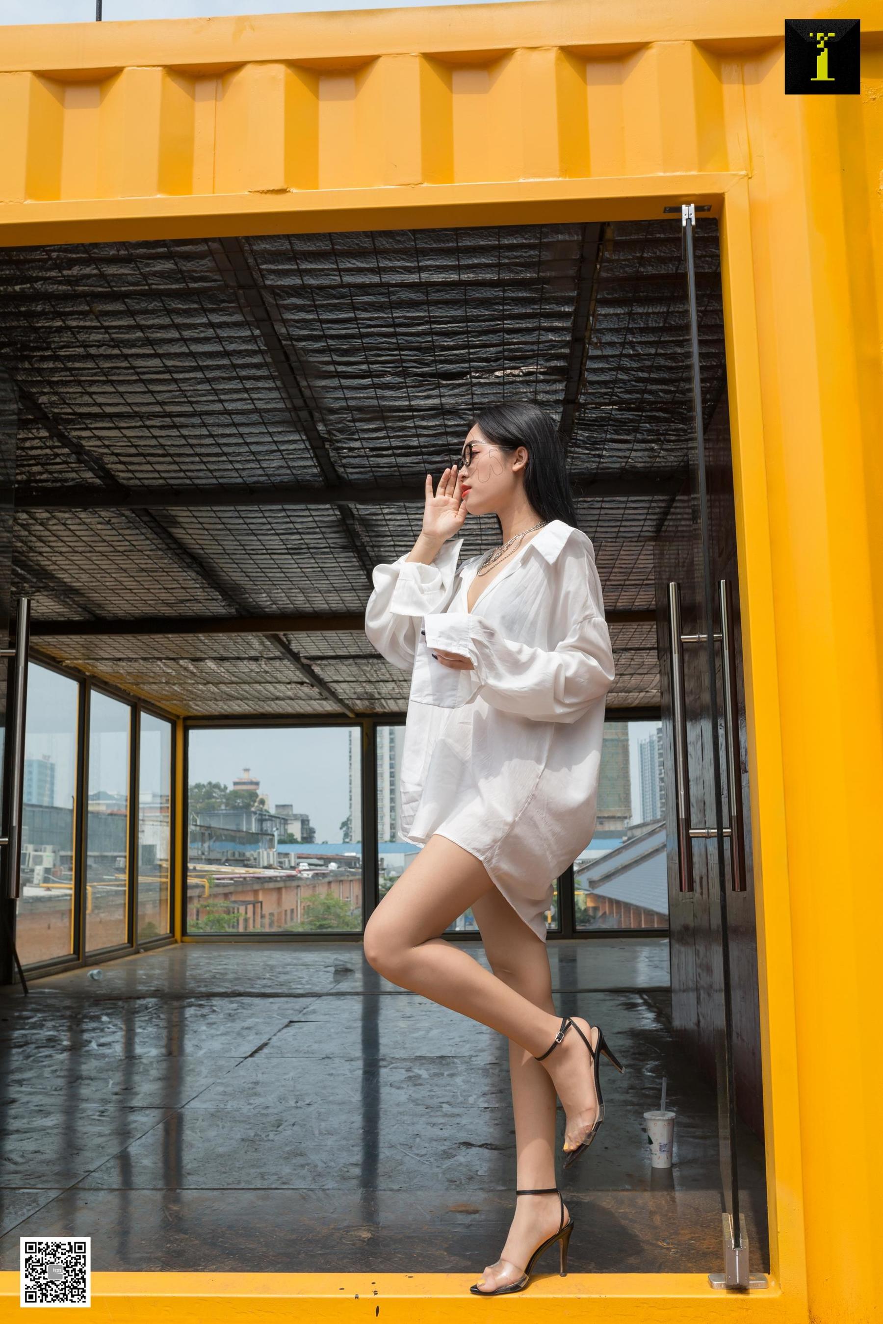 [异思趣向IESS] 模特：可乐 《男友衬衫里的温柔》_第2张