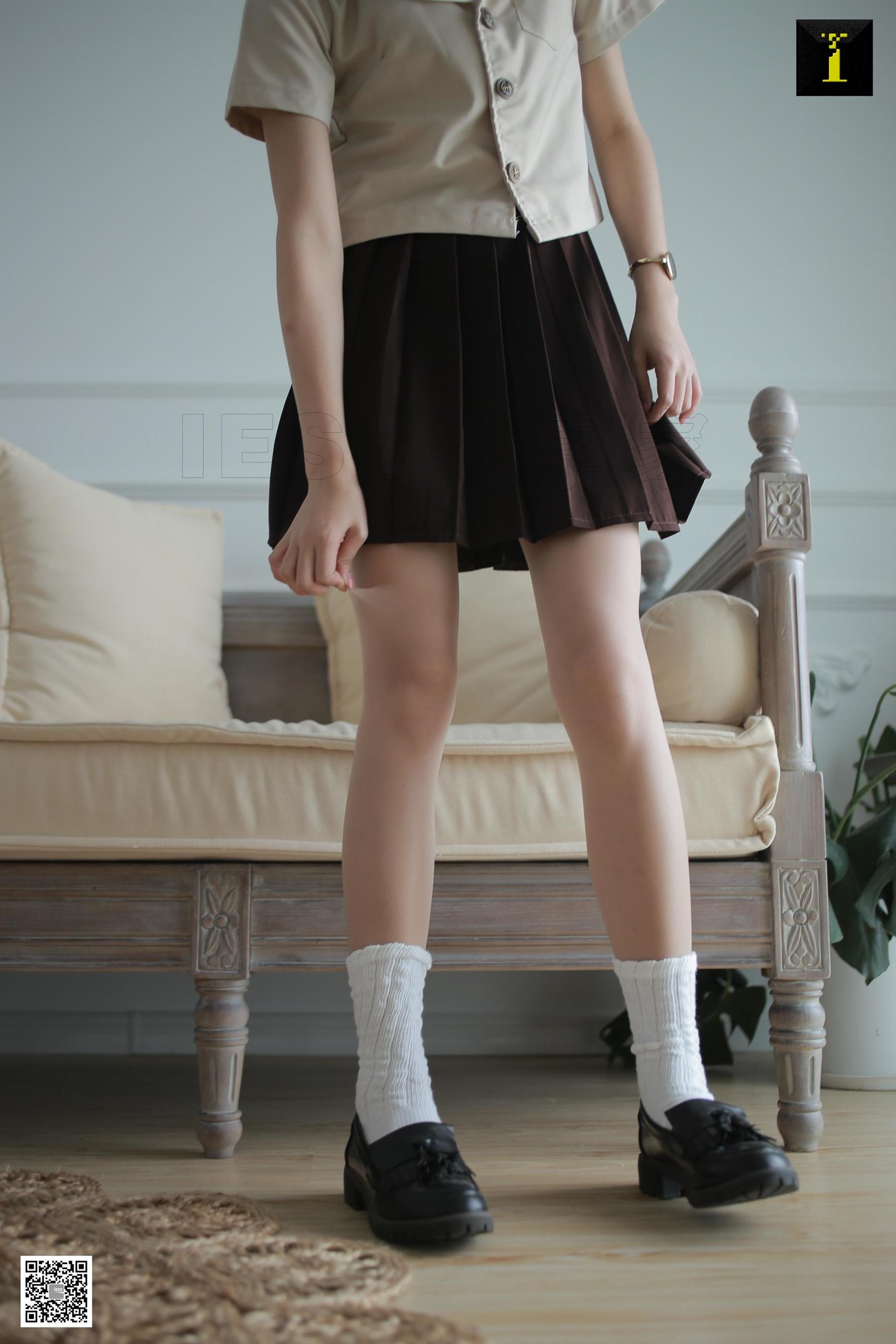 [IESS异思趣向] 模特：小衫 《小衫初尝JK棉袜》_第2张