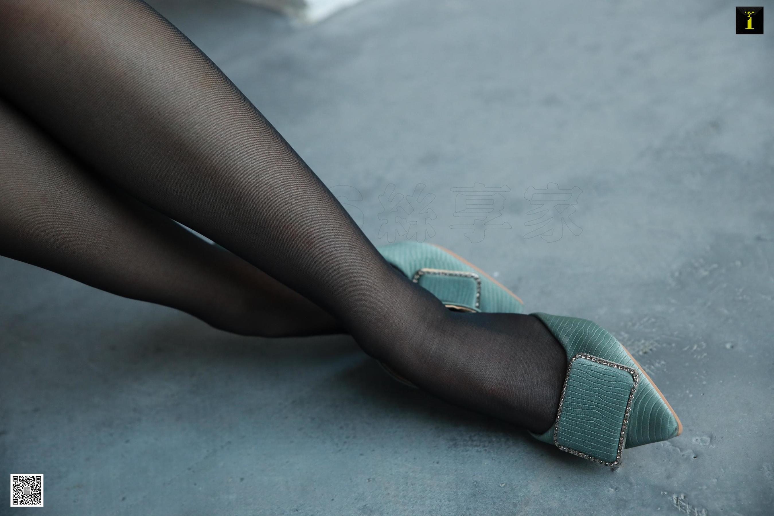 [异思趣向IESS] 模特 糖糖 《护腿进行曲》_第2张