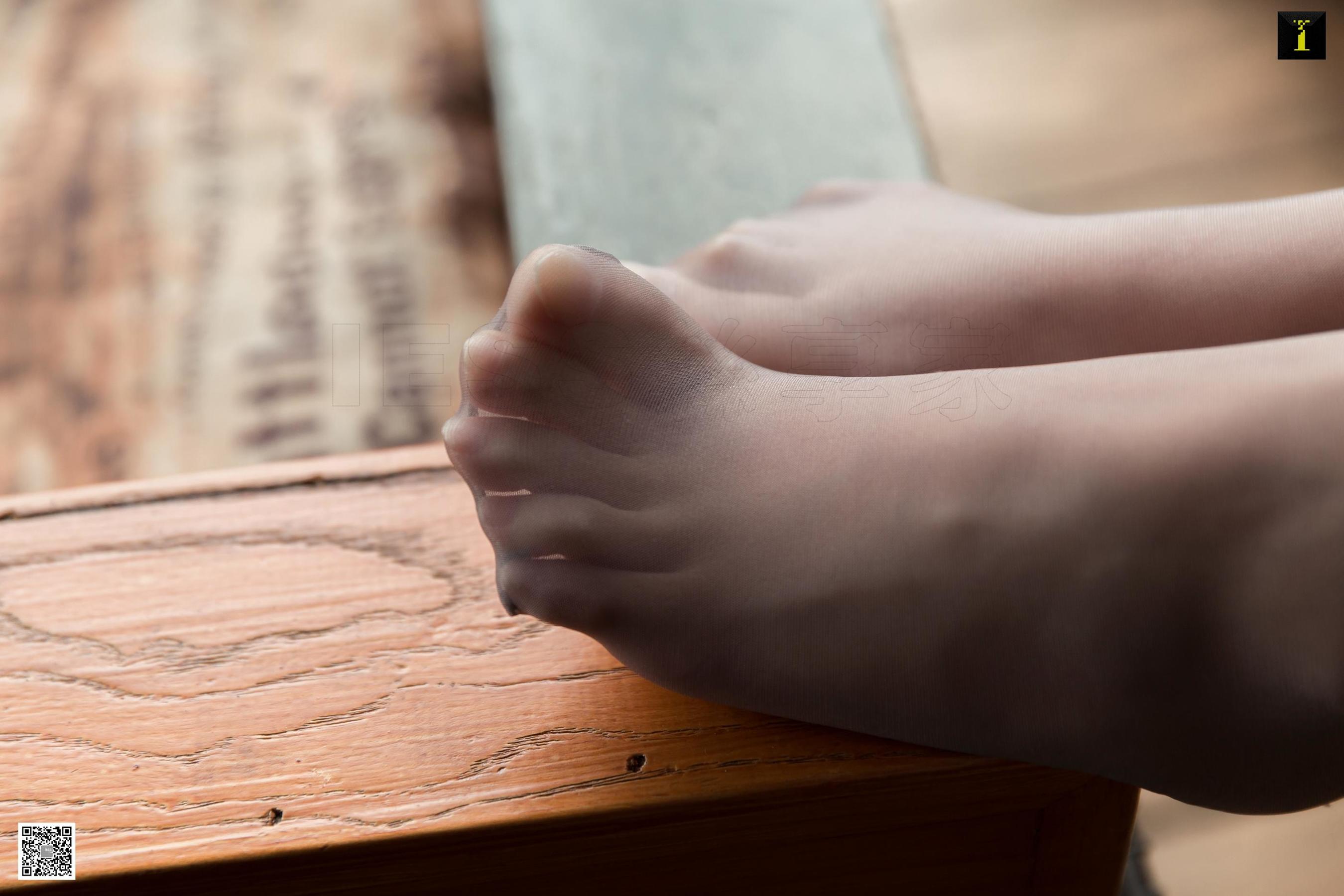 [异思趣向IESS] 模特 婉萍 《撞色渐变高跟》_第4张