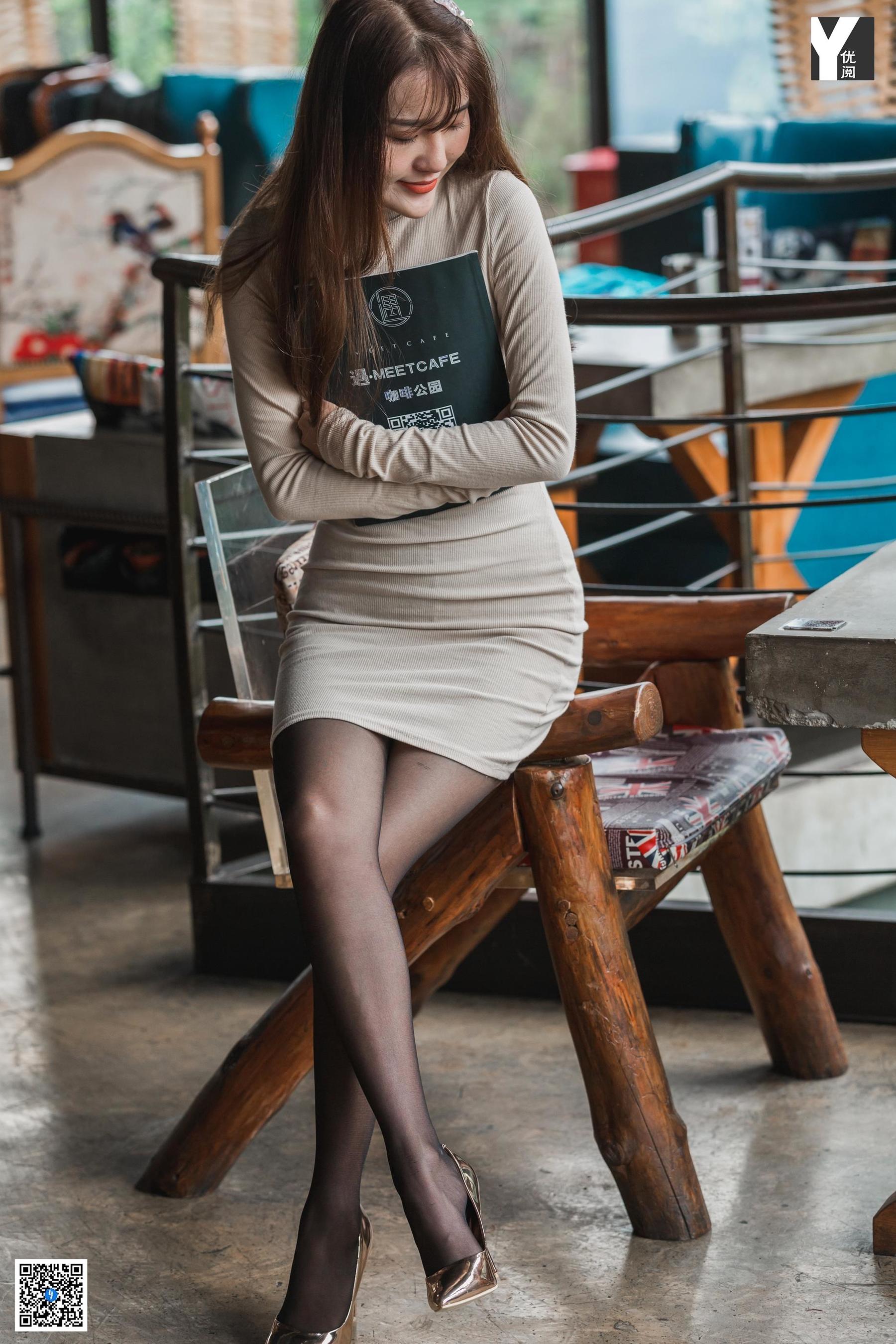 [IESS异思趣向] 模特：婉萍《又纯又欲的黑色》_第3张