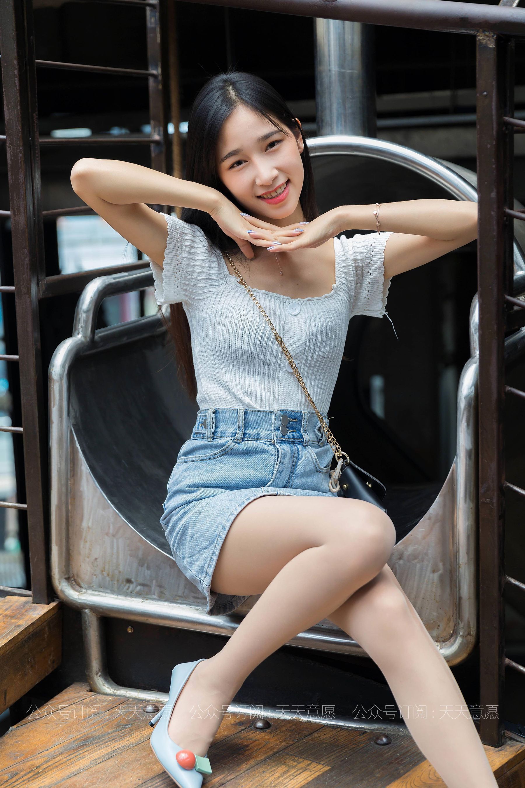 [IESS异思趣向] 丝享家 792：美子《玩滑滑梯》_第4张