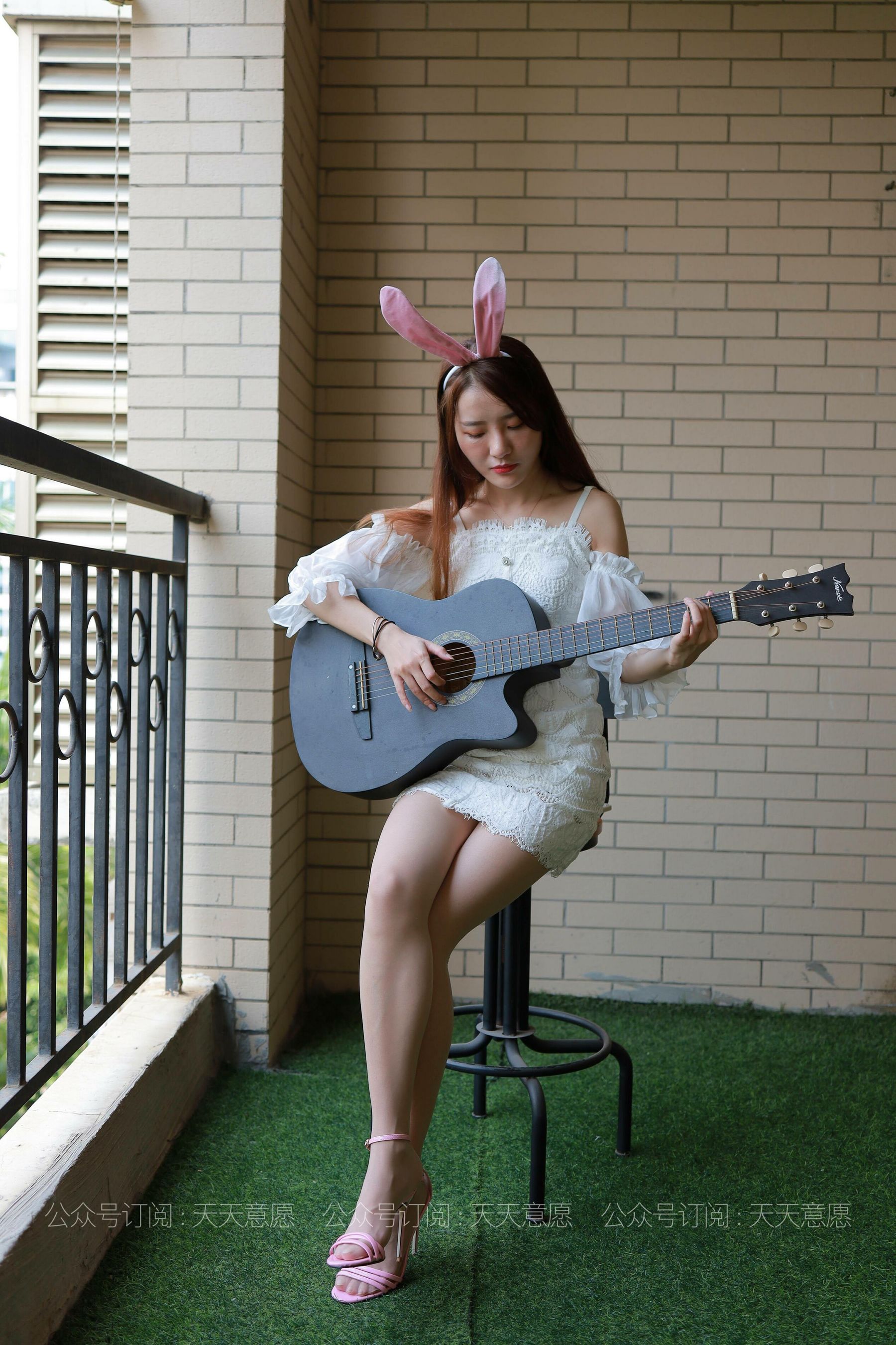 [IESS异思趣向] 丝享家 807：婉苹《小兔子乖乖》_第4张