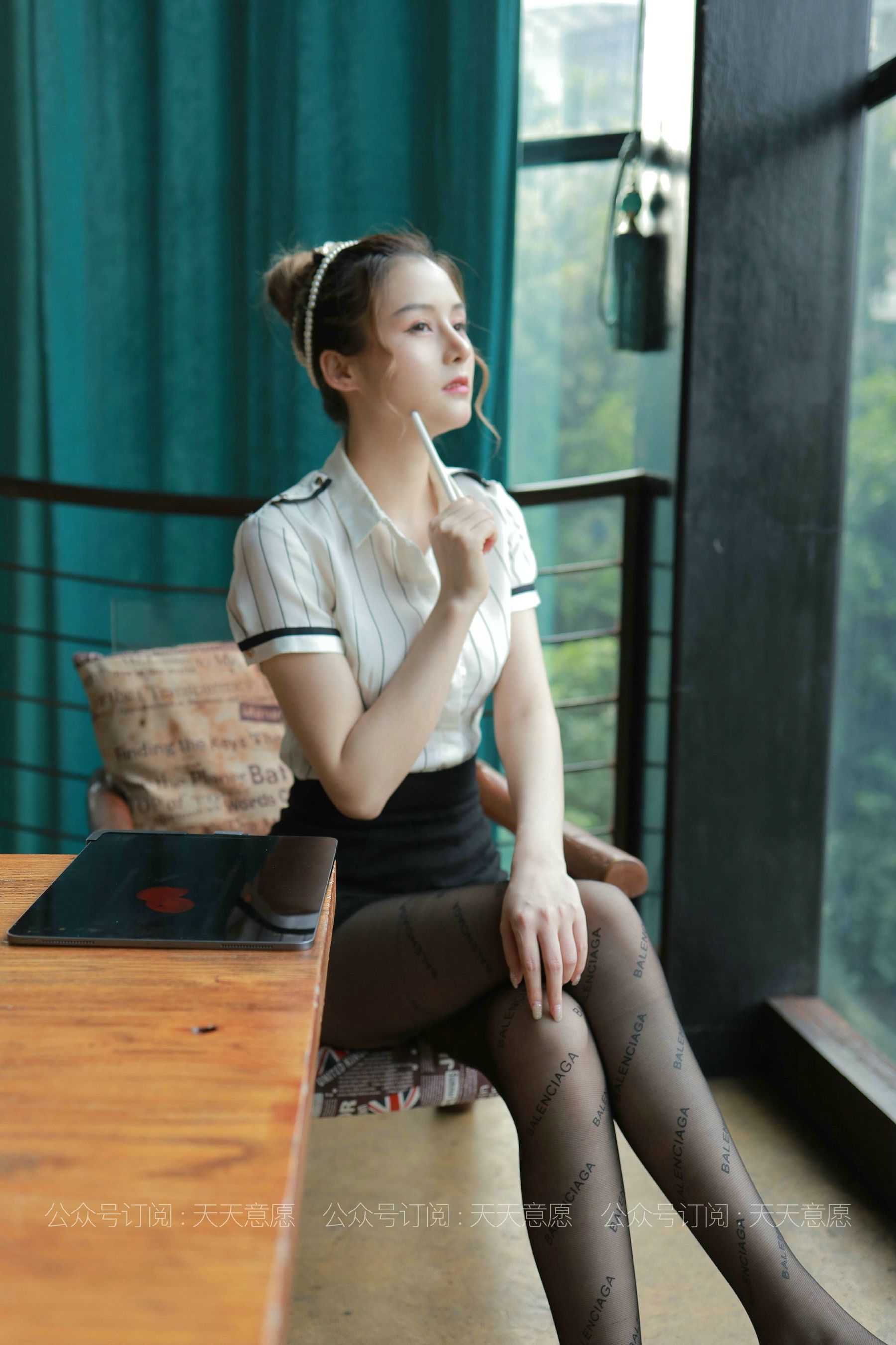 [IESS异思趣向]  模特：九妹《甜美女主管》_第4张