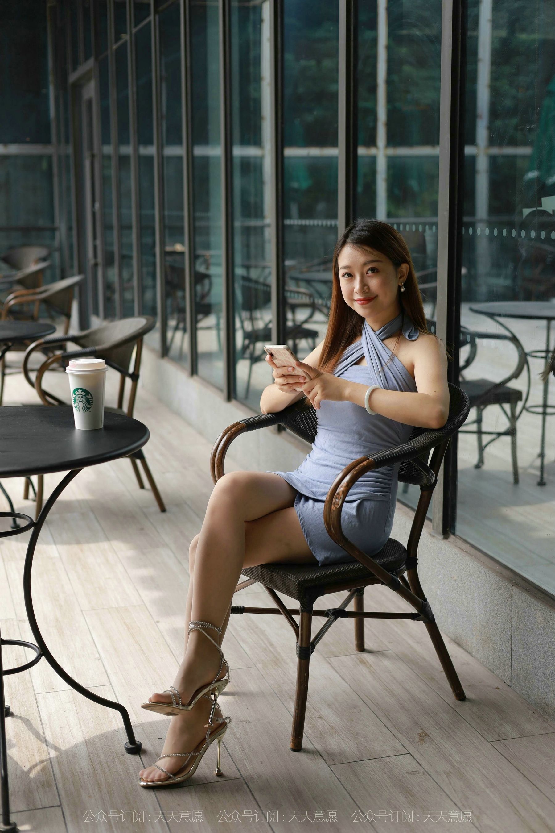 [IESS异思趣向]  模特：小婕《咖啡店邂逅网紅美女》_第1张