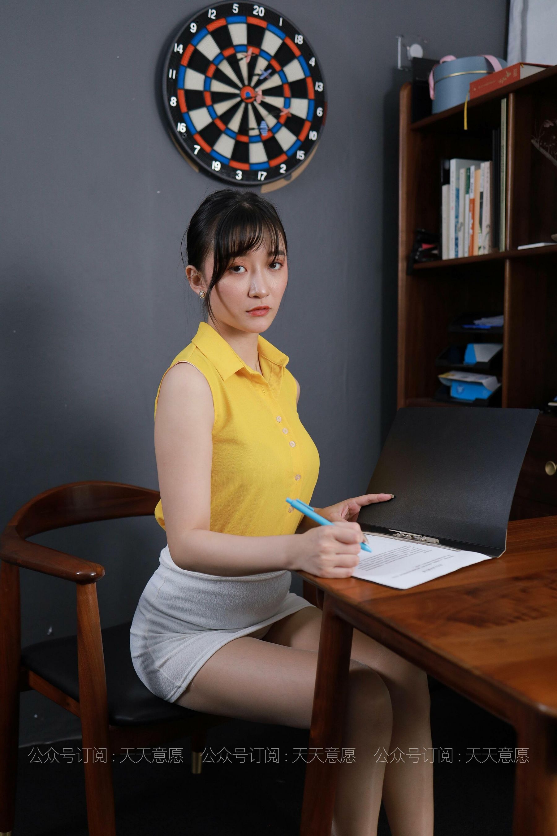 [IESS异思趣向]  模特：秋秋《都市丽人》_第2张