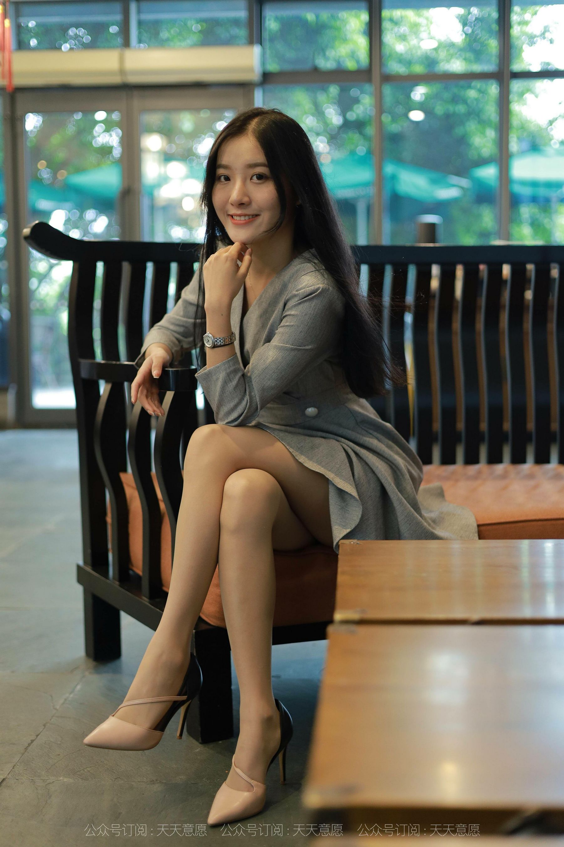 [异思趣向IESS]  模特 婉苹 《美女配咖啡》_第2张