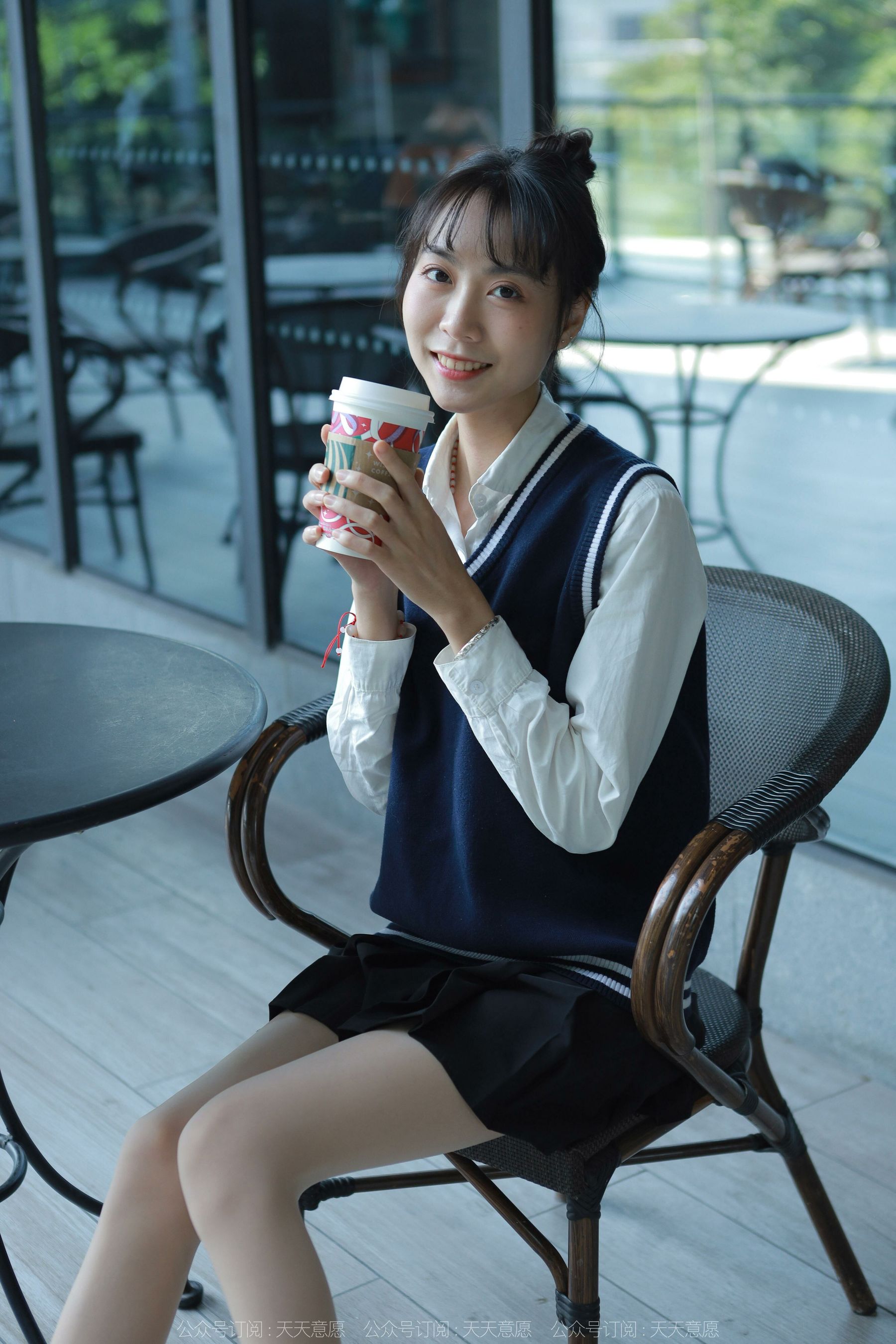 [异思趣向IESS] 模特 团团 《纯玉学苑装》_第3张