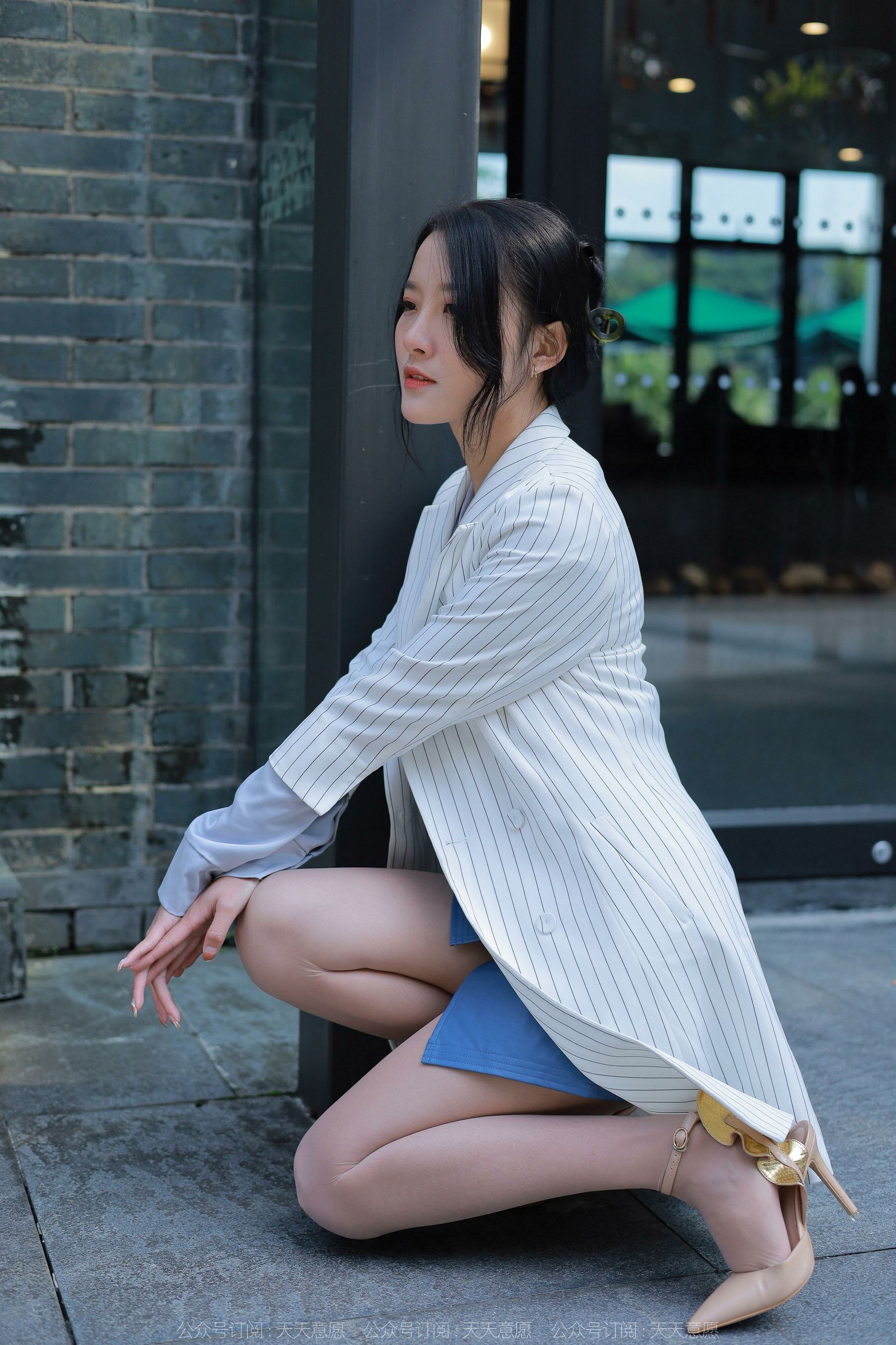 [异思趣向IESS] 模特：婉萍《蓝衣女神》_第5张