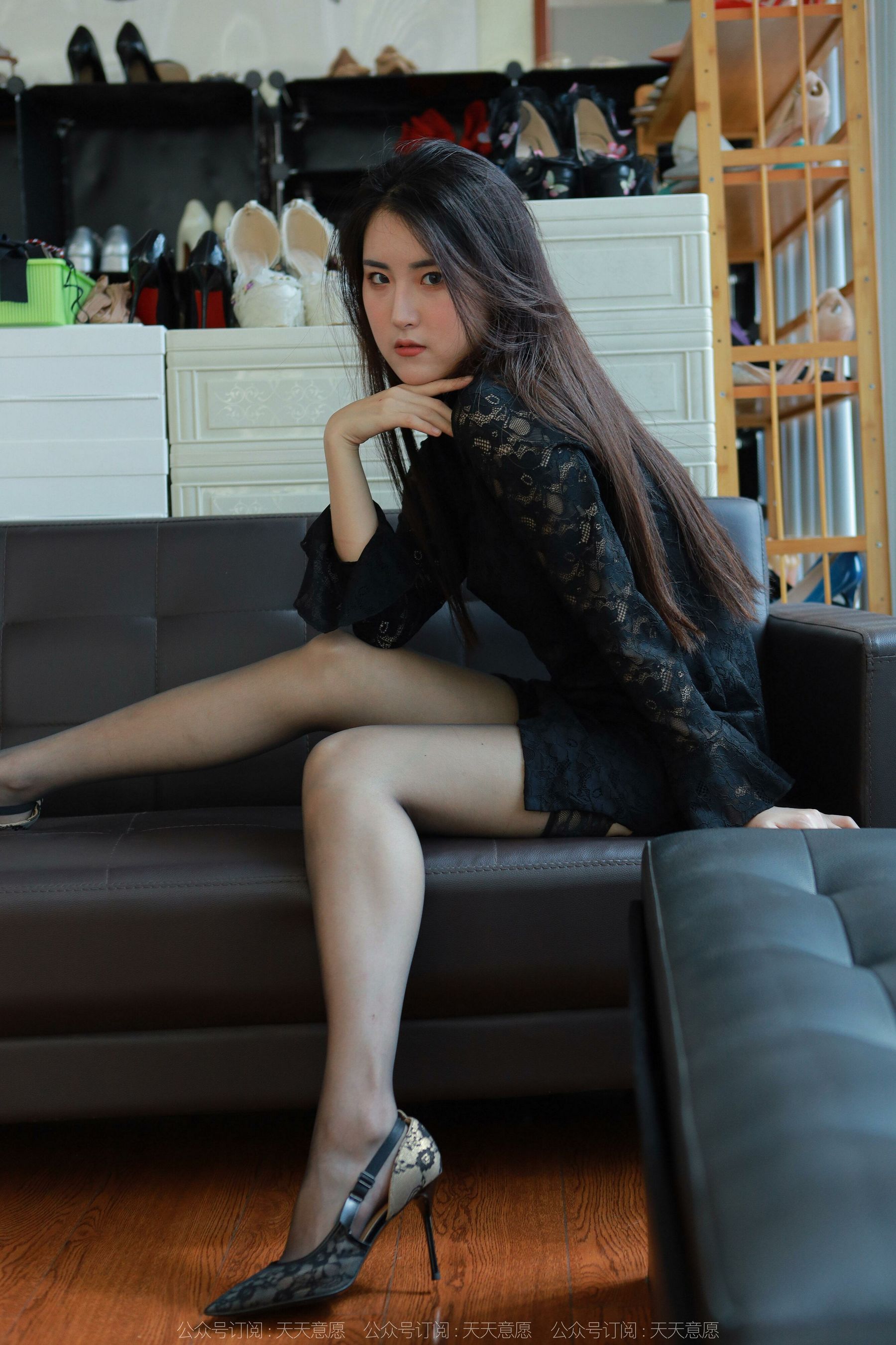 [异思趣向IESS] 模特：小宝 《半筒嘿丝》_第4张