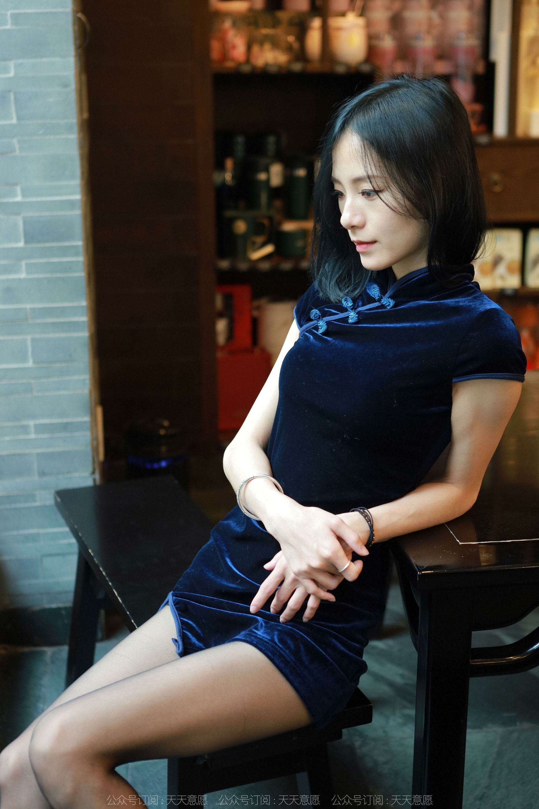 [异思趣向IESS] 模特：小六 《深蓝旗袍》_第3张