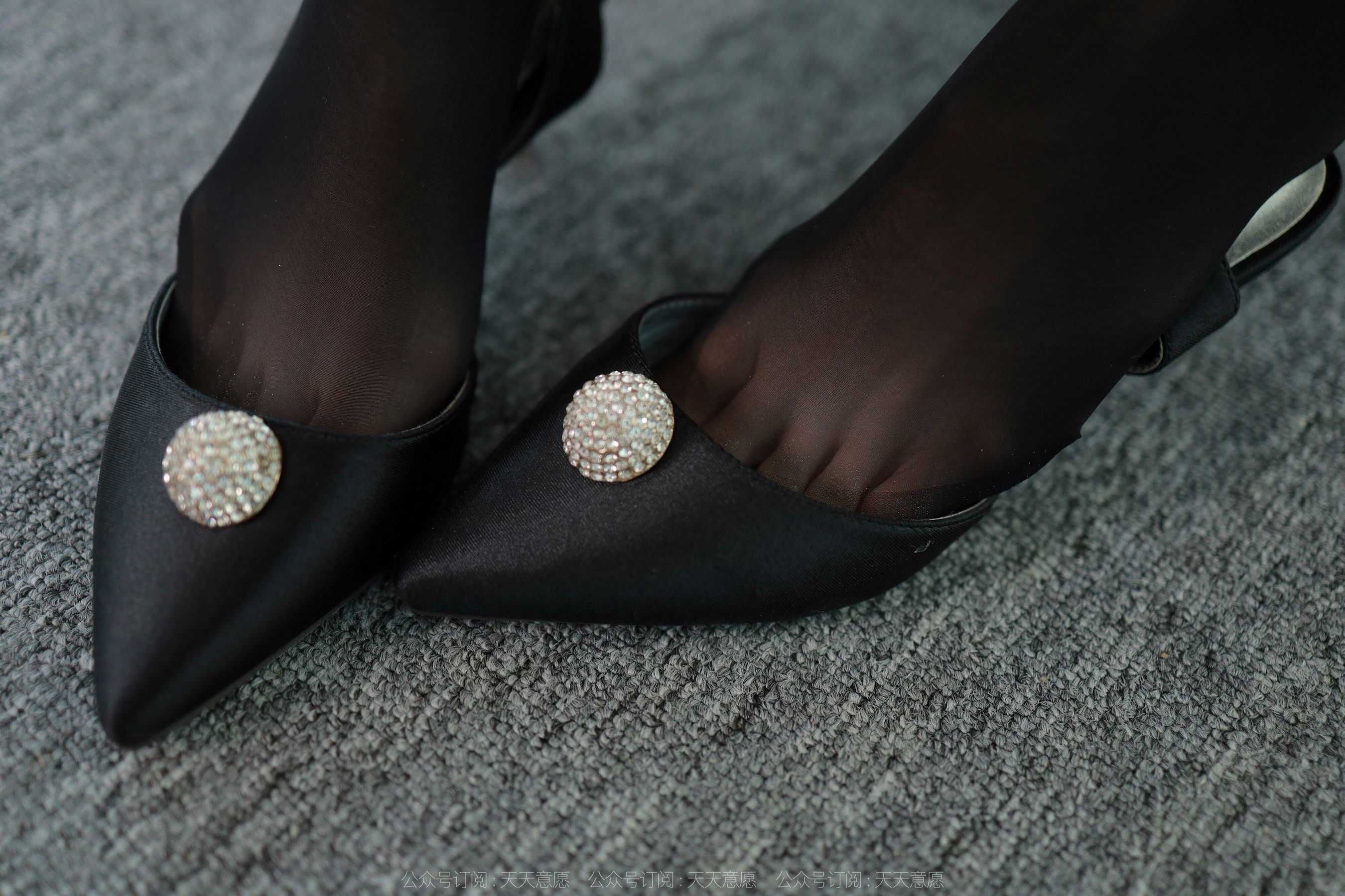 [IESS异思趣向]  模特：团团 《长腿红与黑》_第4张