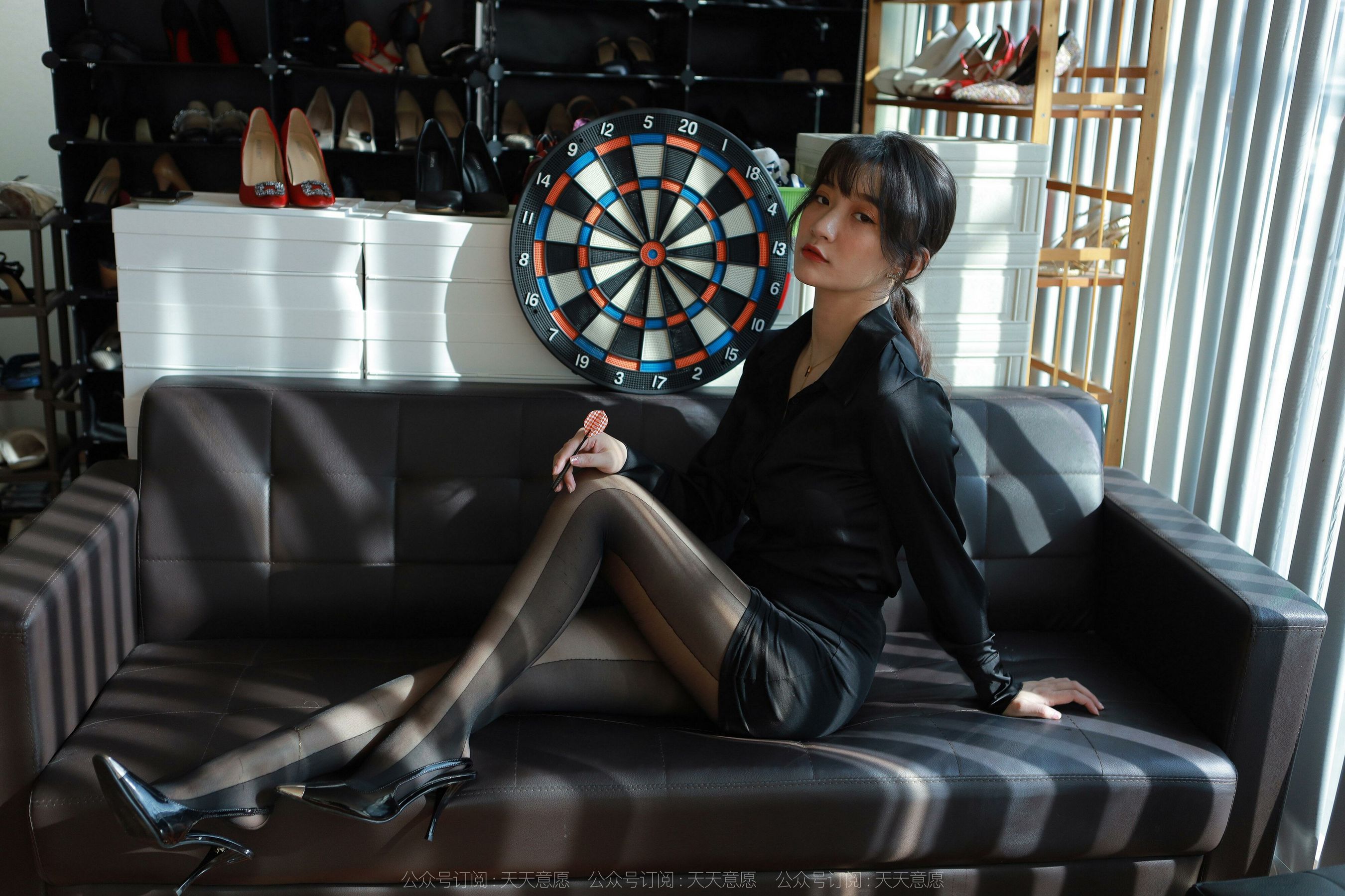 [IESS异思趣向]  模特：秋秋 《光影嘿丝》_第3张