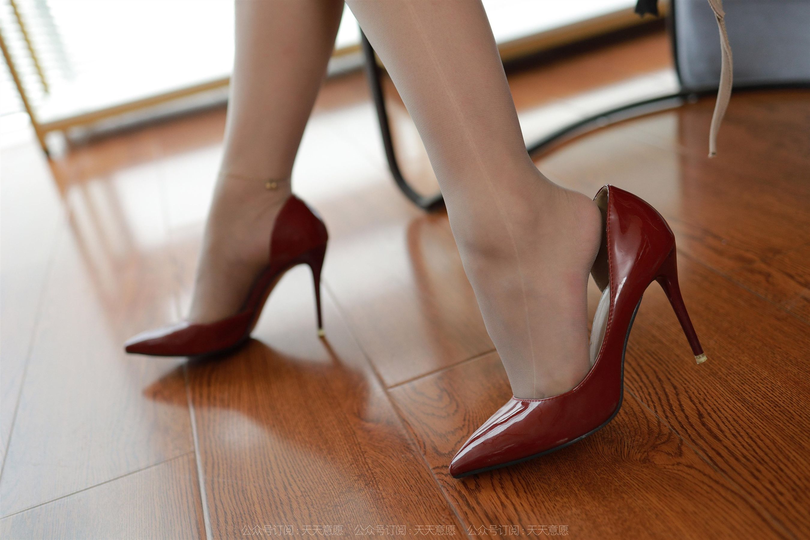 IESS异思趣向 - 模特： 秋秋 《寂寞的灰色》_第4张