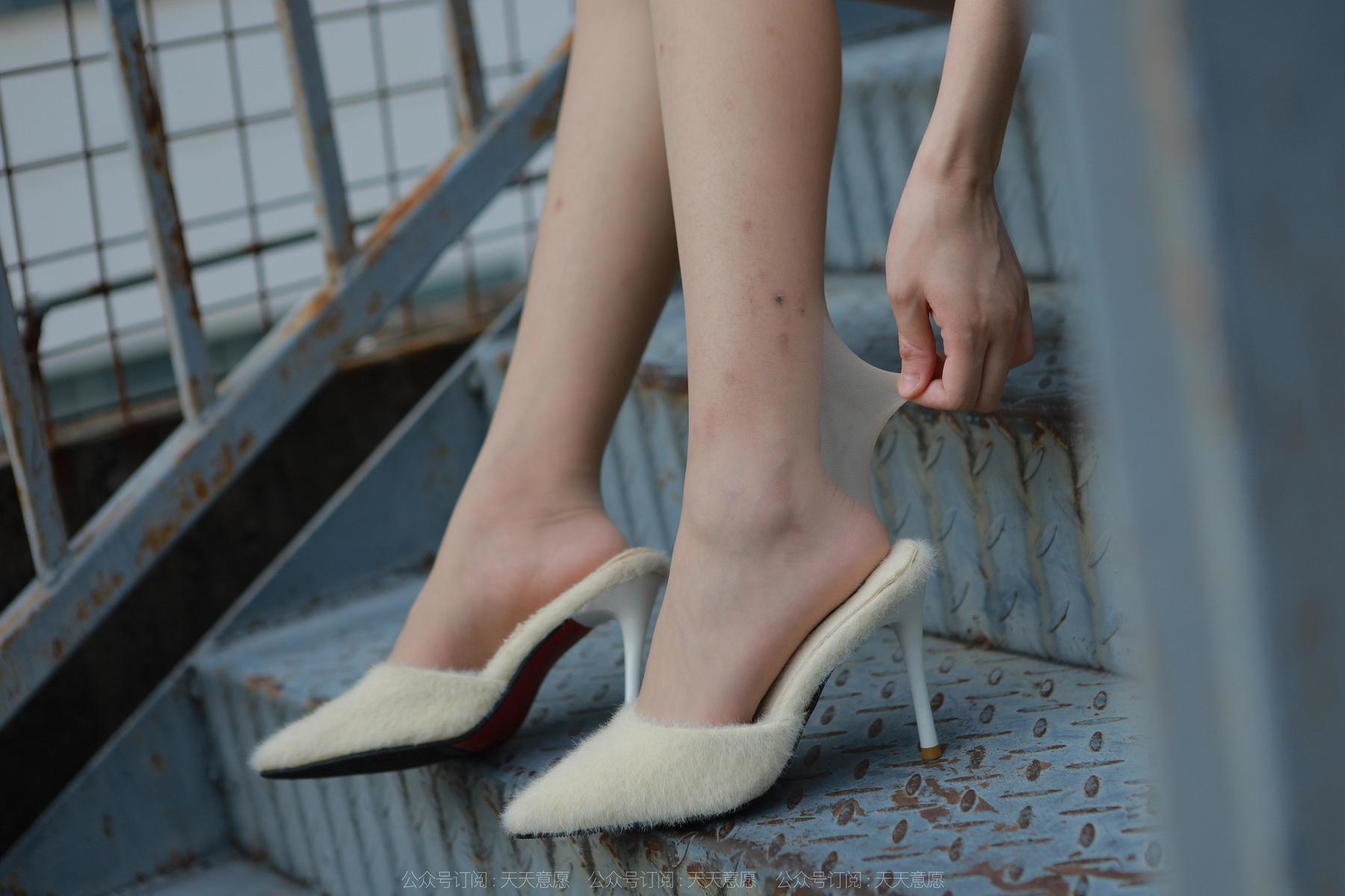 IESS异思趣向 - 模特：红龙 《新人报道》_第5张