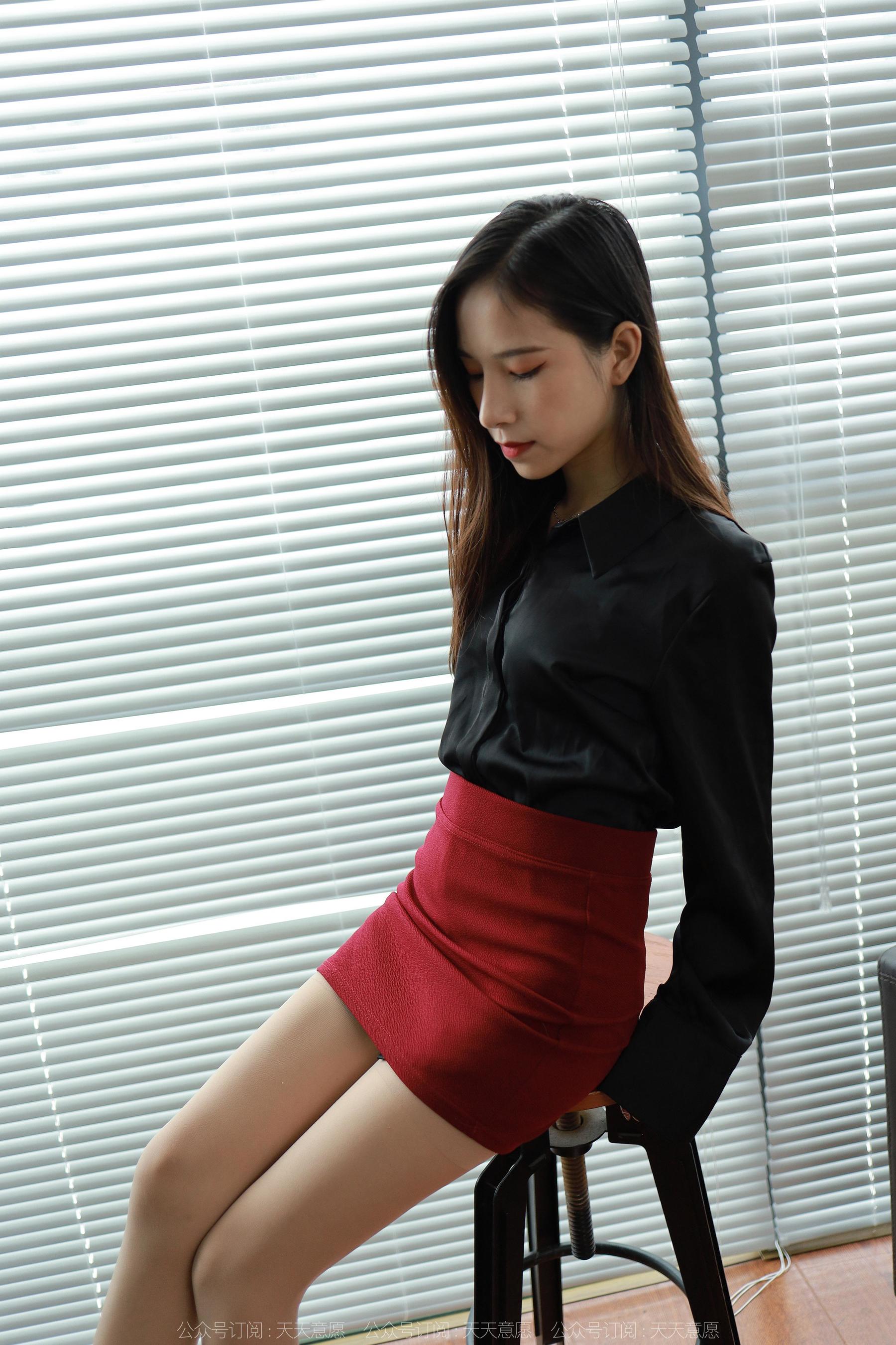 IESS异思趣向 - 模特：美子 《玉足佳人》_第2张