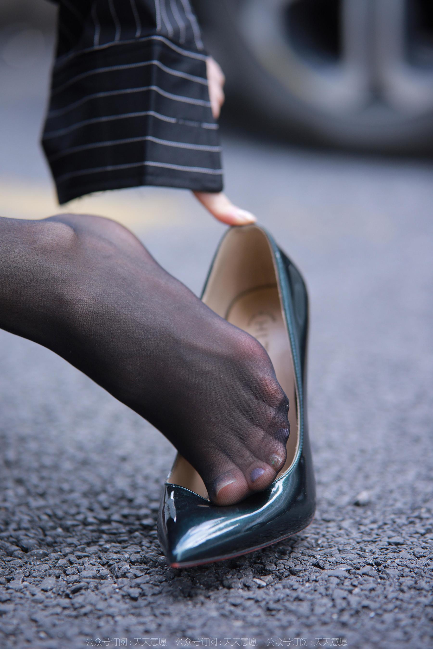 IESS异思趣向 - 模特：小六 《爱的跟随》_第2张