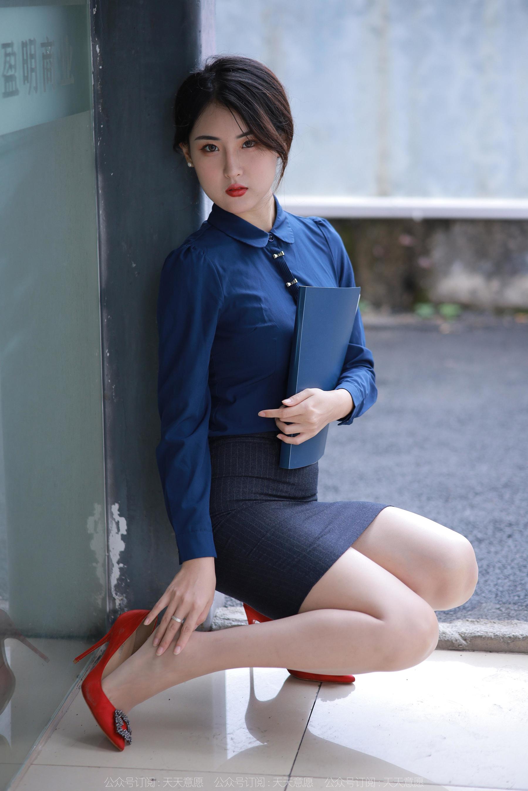 IESS异思趣向 - 模特：小宝 《都市女白领》_第5张