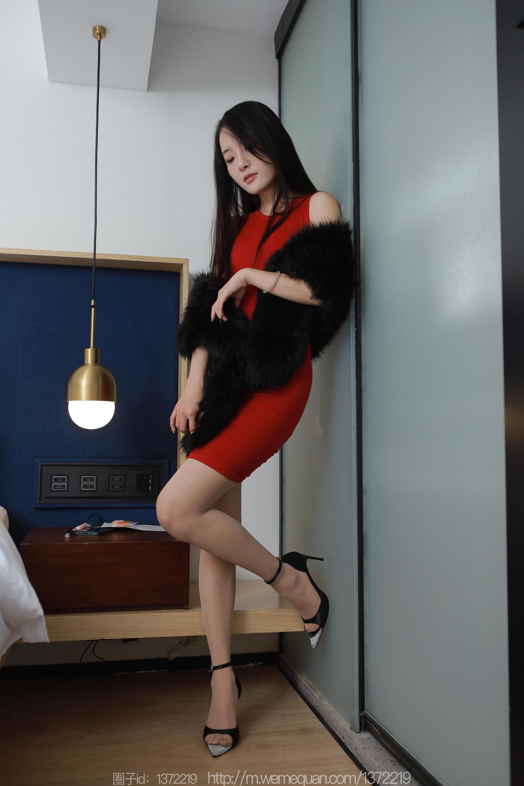 IESS异思趣向 - 模特：婉萍 《红裙情人》_第4张