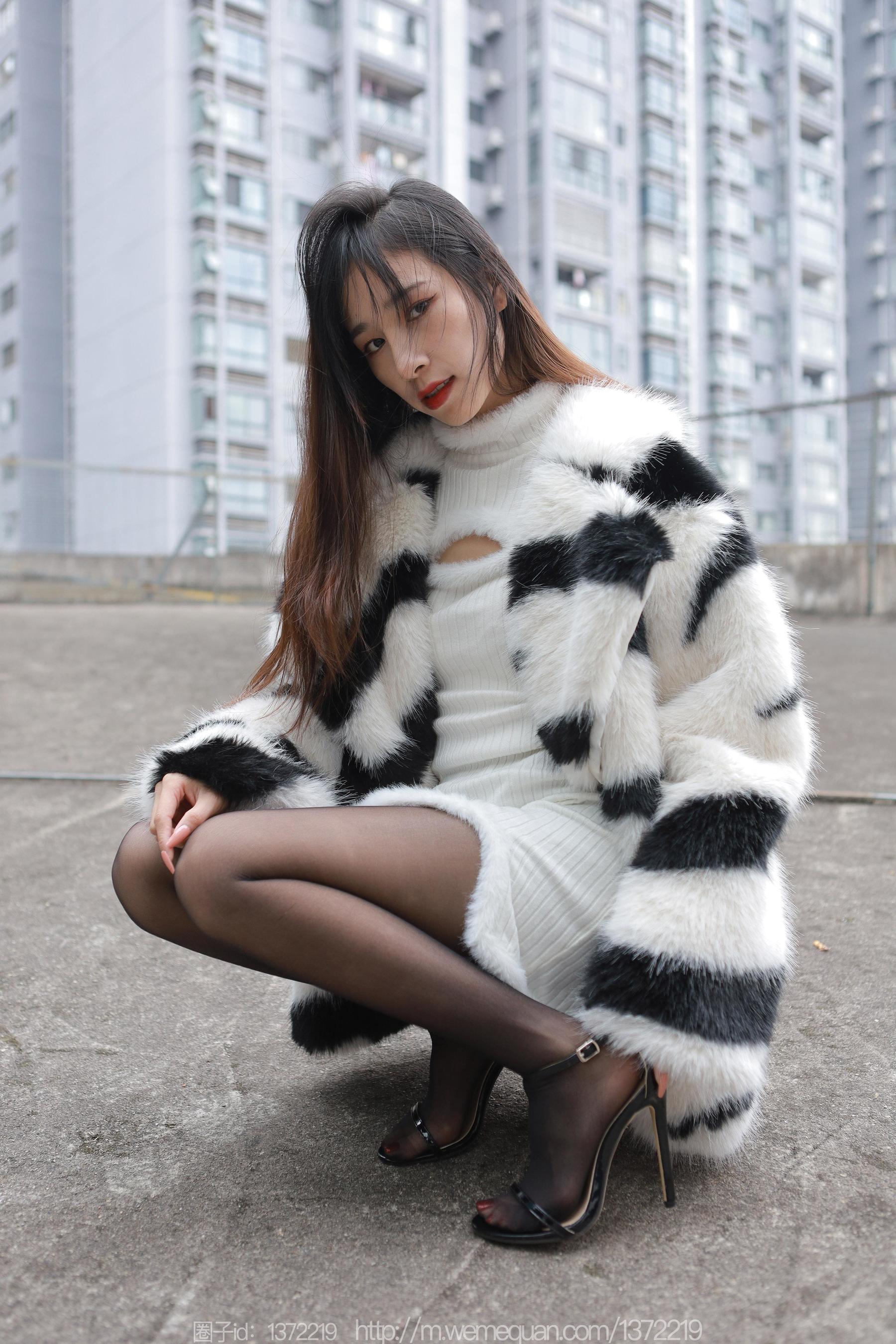 IESS异思趣向 - 模特：美子 《冬季穿搭》_第4张