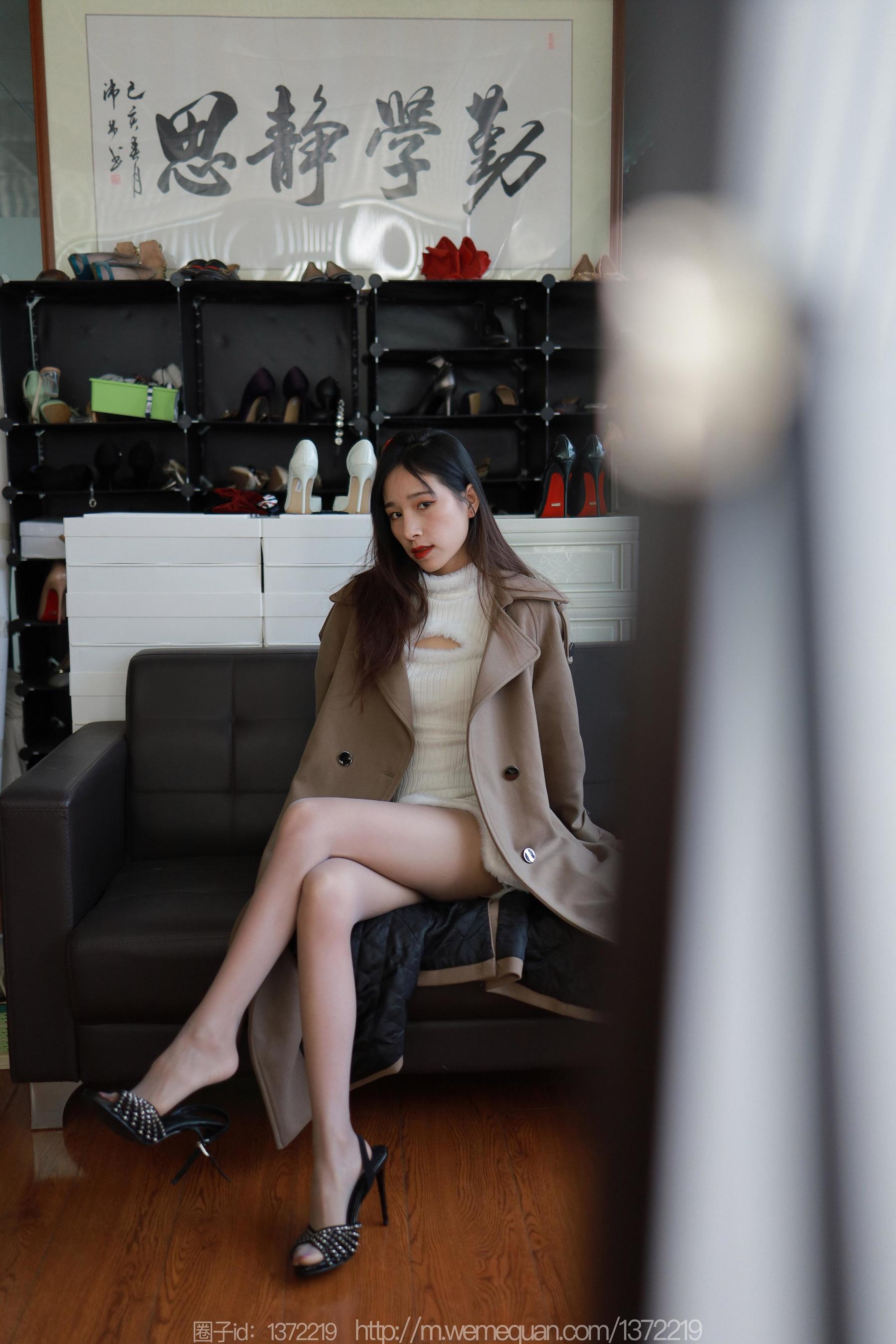 IESS异思趣向 - 模特：美子 《外套短裙》_第1张