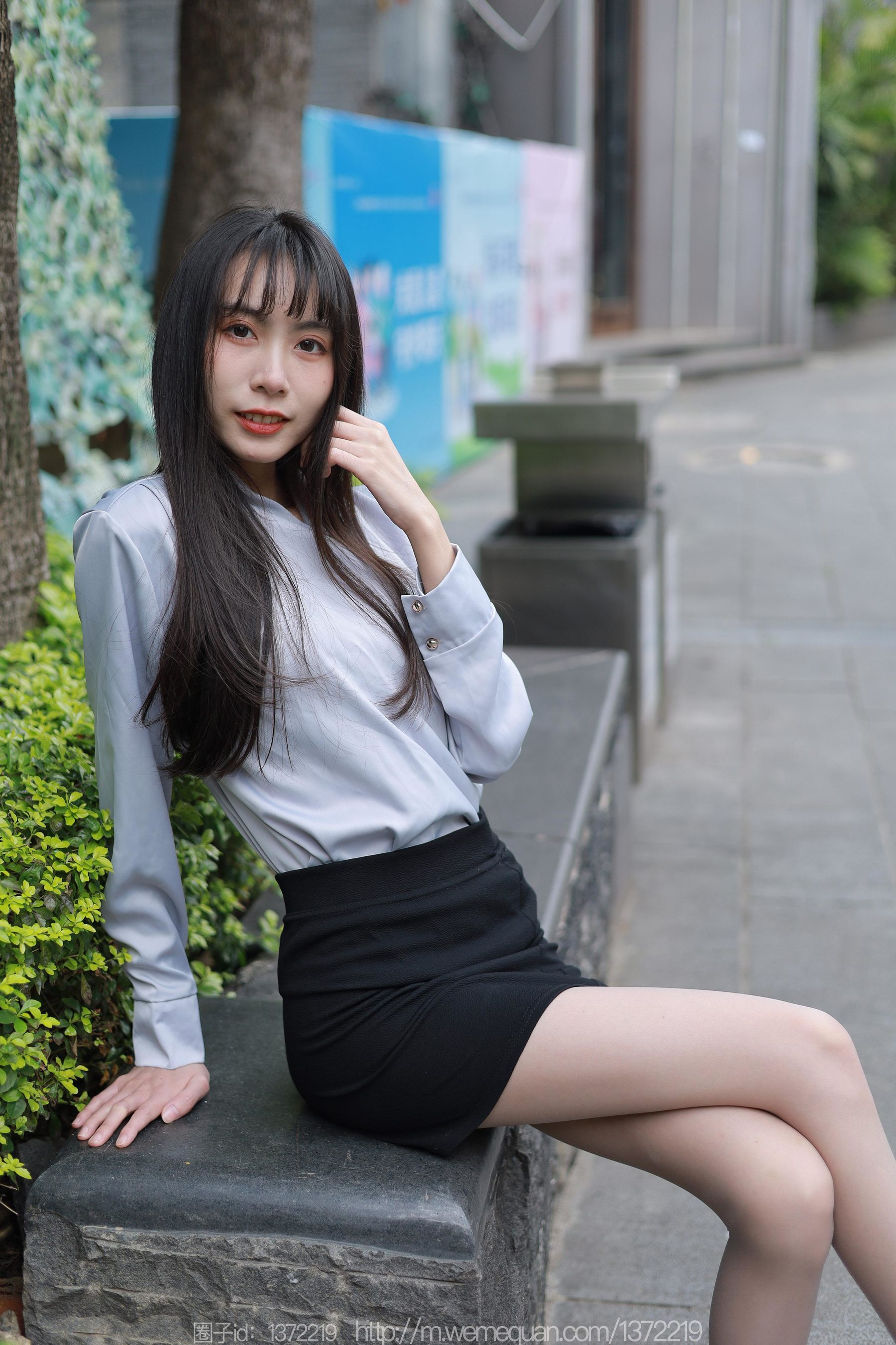 IESS异思趣向 - 模特：团团 《楼梯上的美人》_第1张