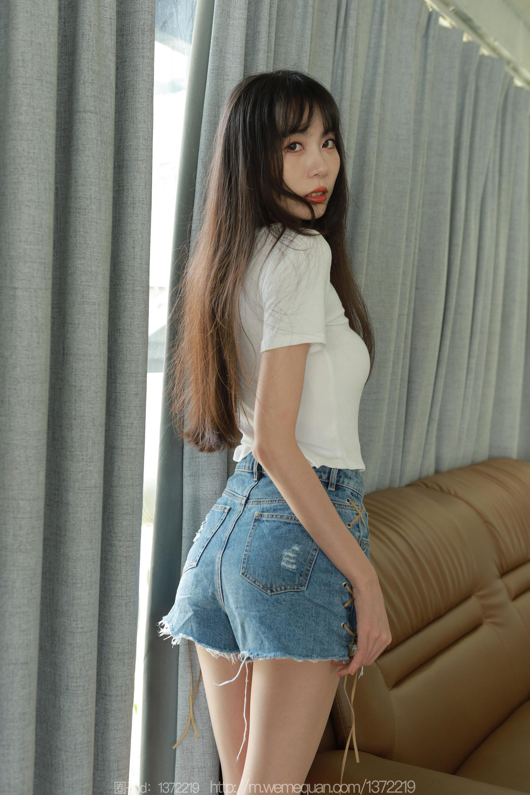 IESS异思趣向 - 模特：团团 《第一长腿》_第2张