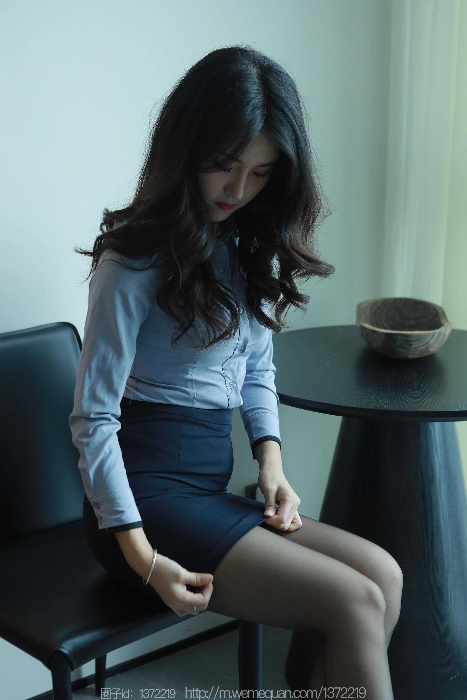 IESS异思趣向 - 模特：小宝 《OL风》_第2张