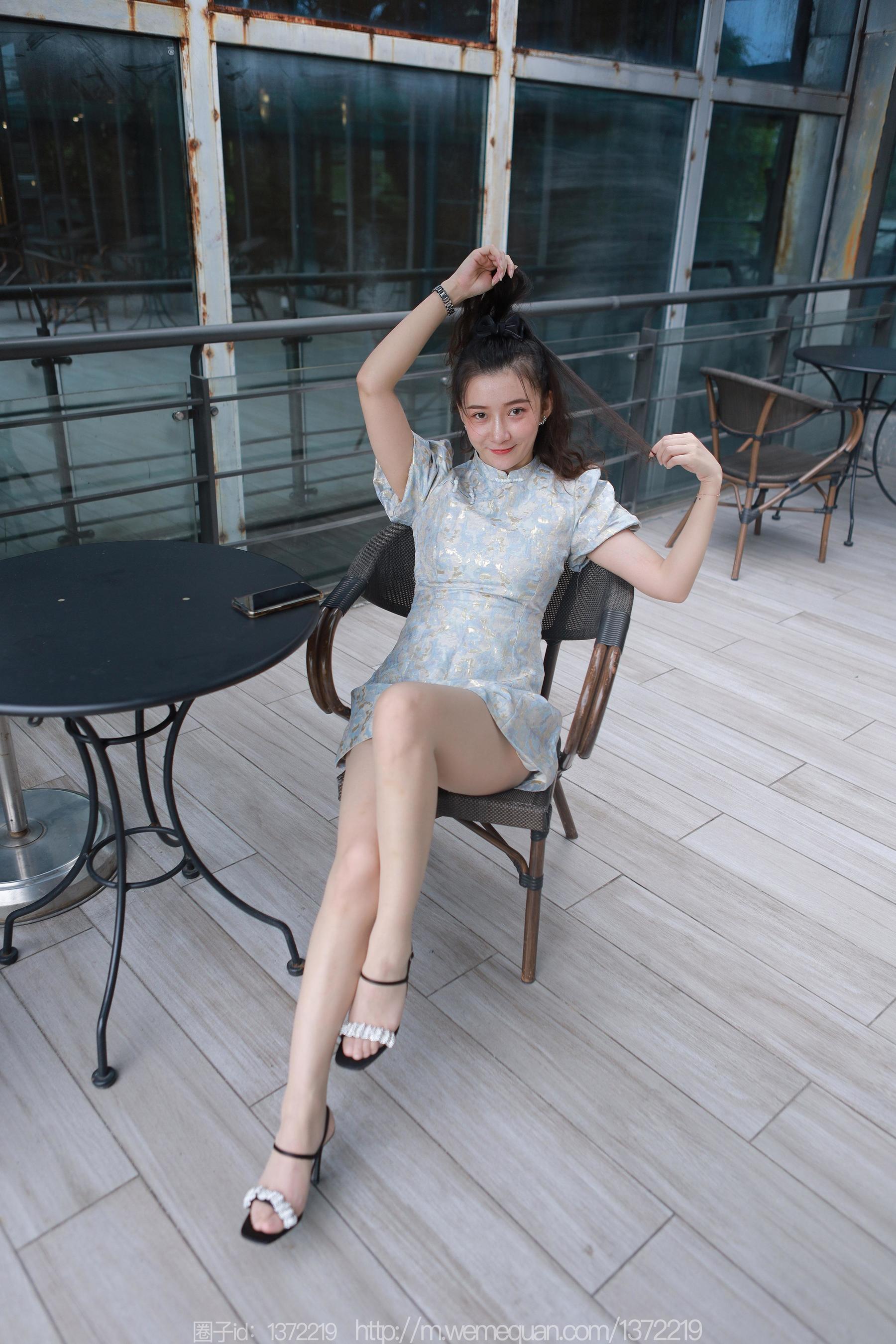 IESS异思趣向 - 模特：秋秋 《丰满天花板》_第2张