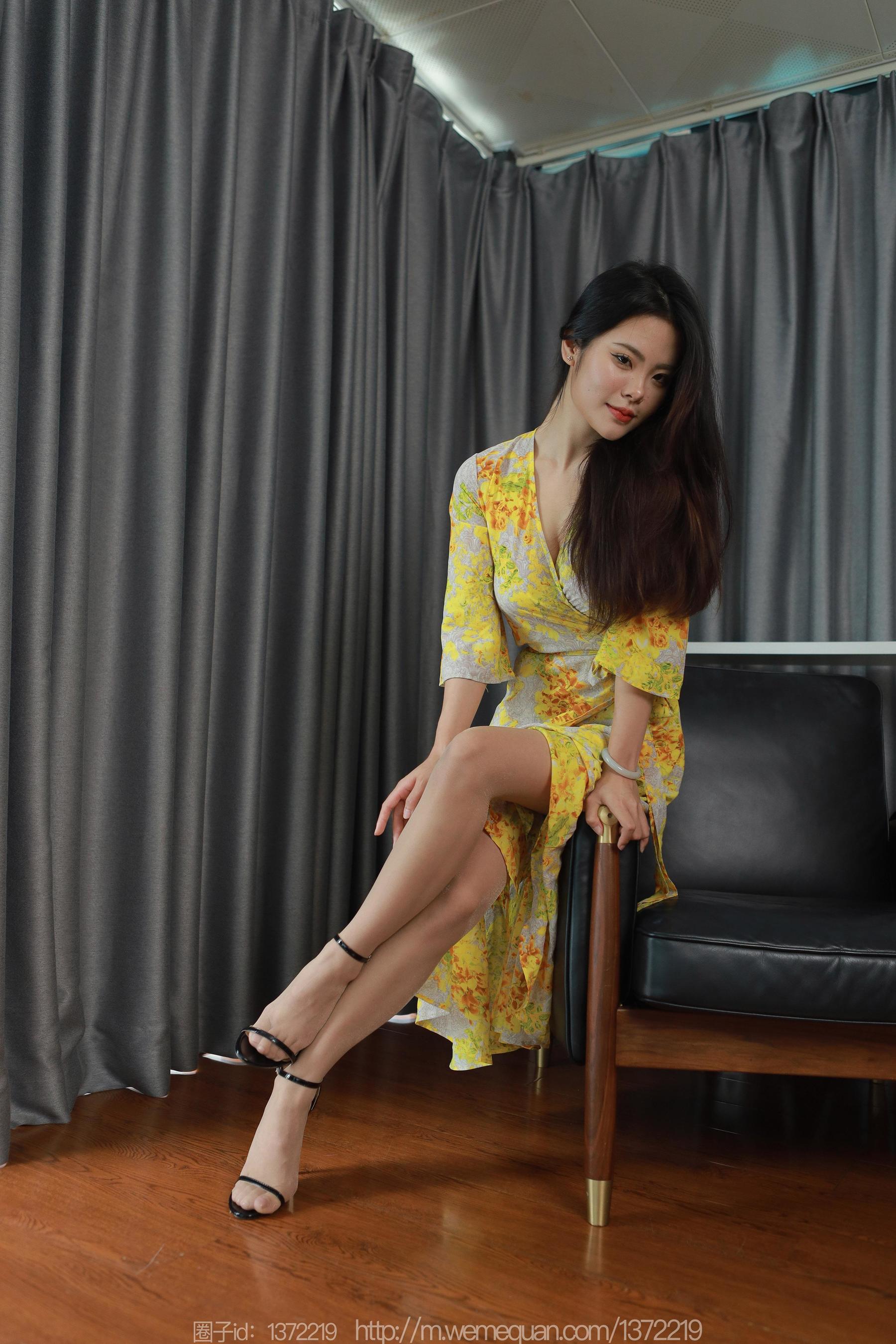 IESS异思趣向 - 模特： 兔兔 《黄色战袍》_第5张