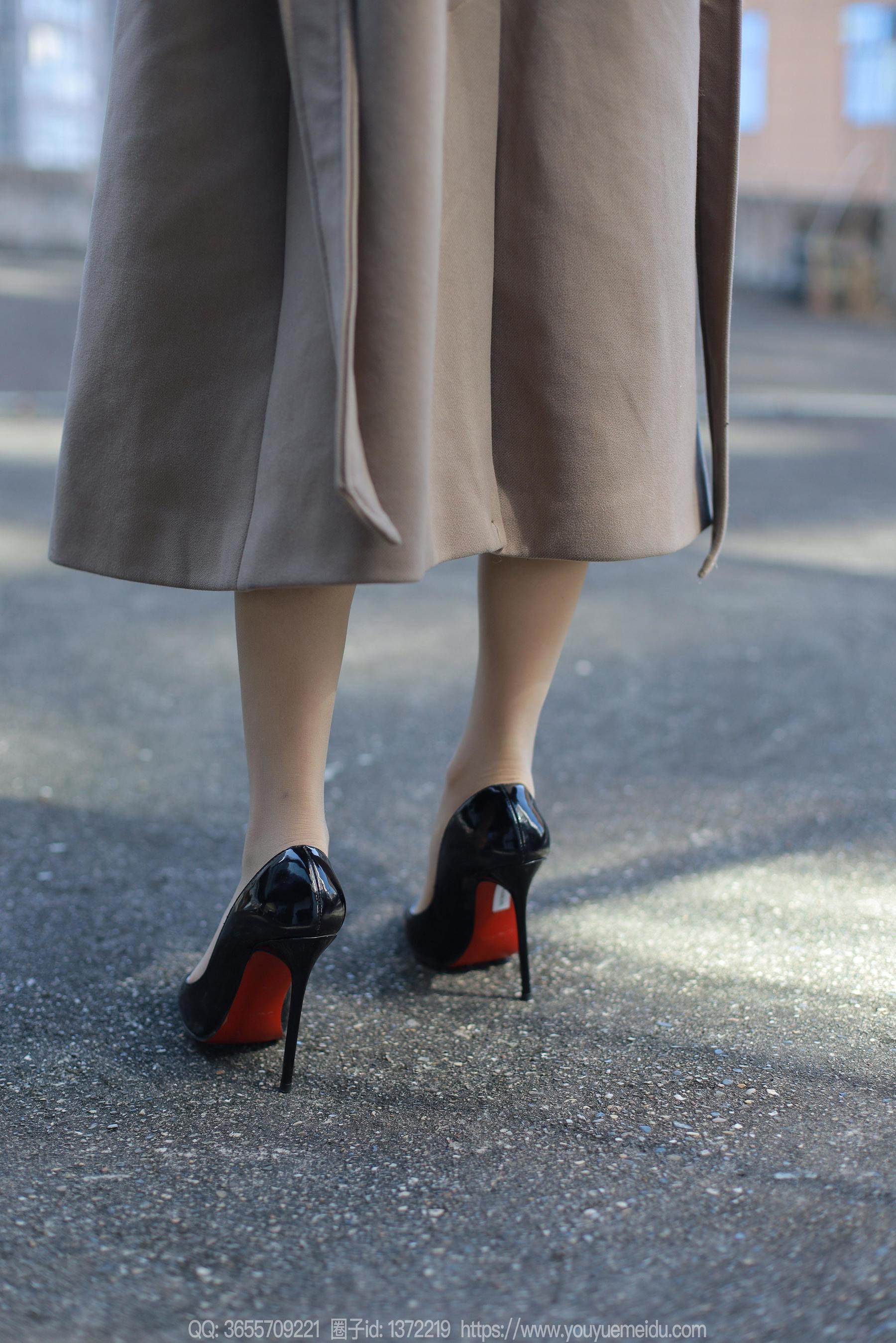 IESS异思趣向 - 模特：美子 《风衣的季节》_第1张