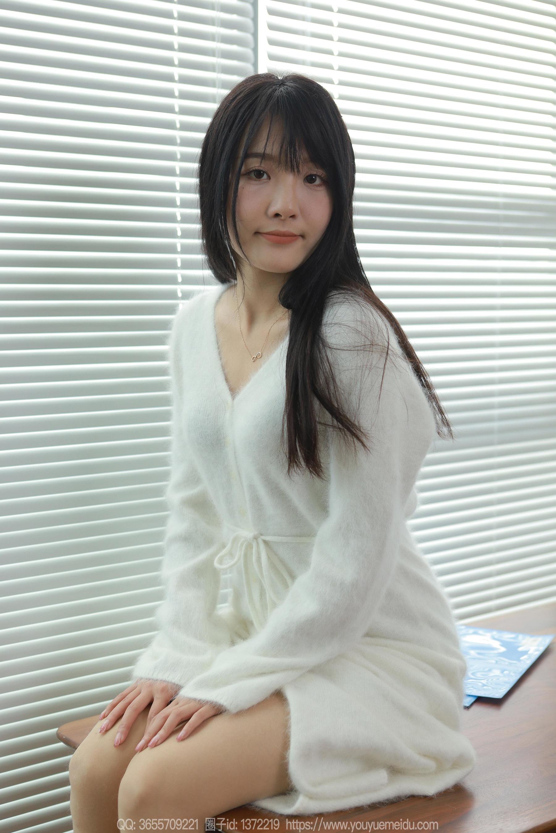 IESS异思趣向 - 模特： 婉萍 《白月光（上）》_第4张