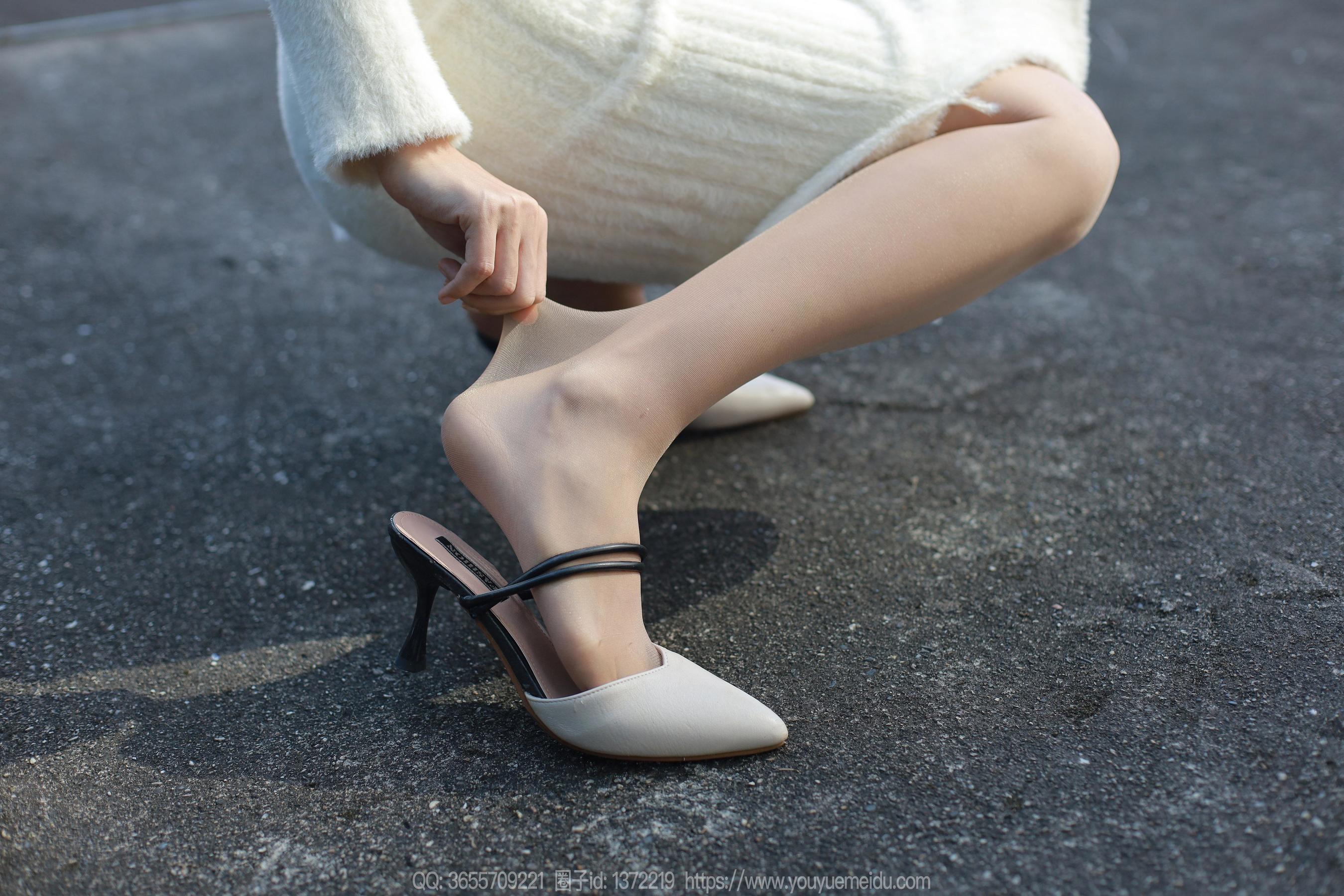 IESS异思趣向 - 模特： 小宝 《雪白的毛衣》_第4张