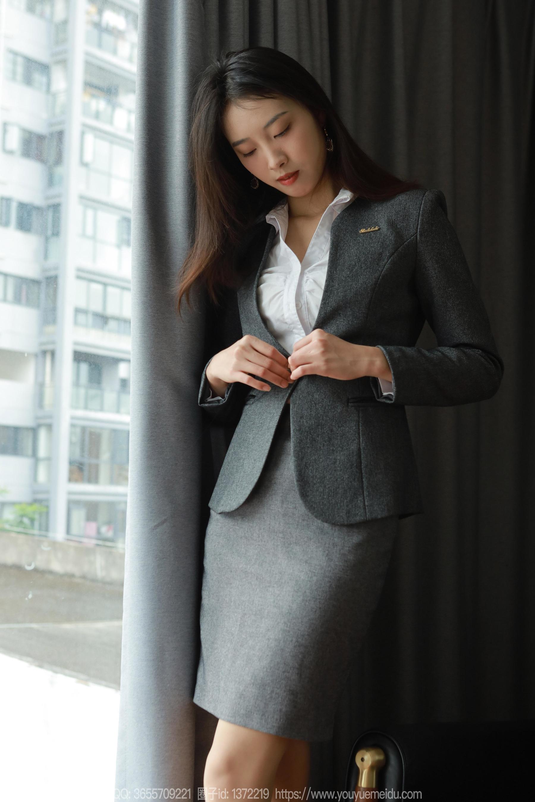 IESS异思趣向 - 模特： 小九 《OL制服（下）》_第2张