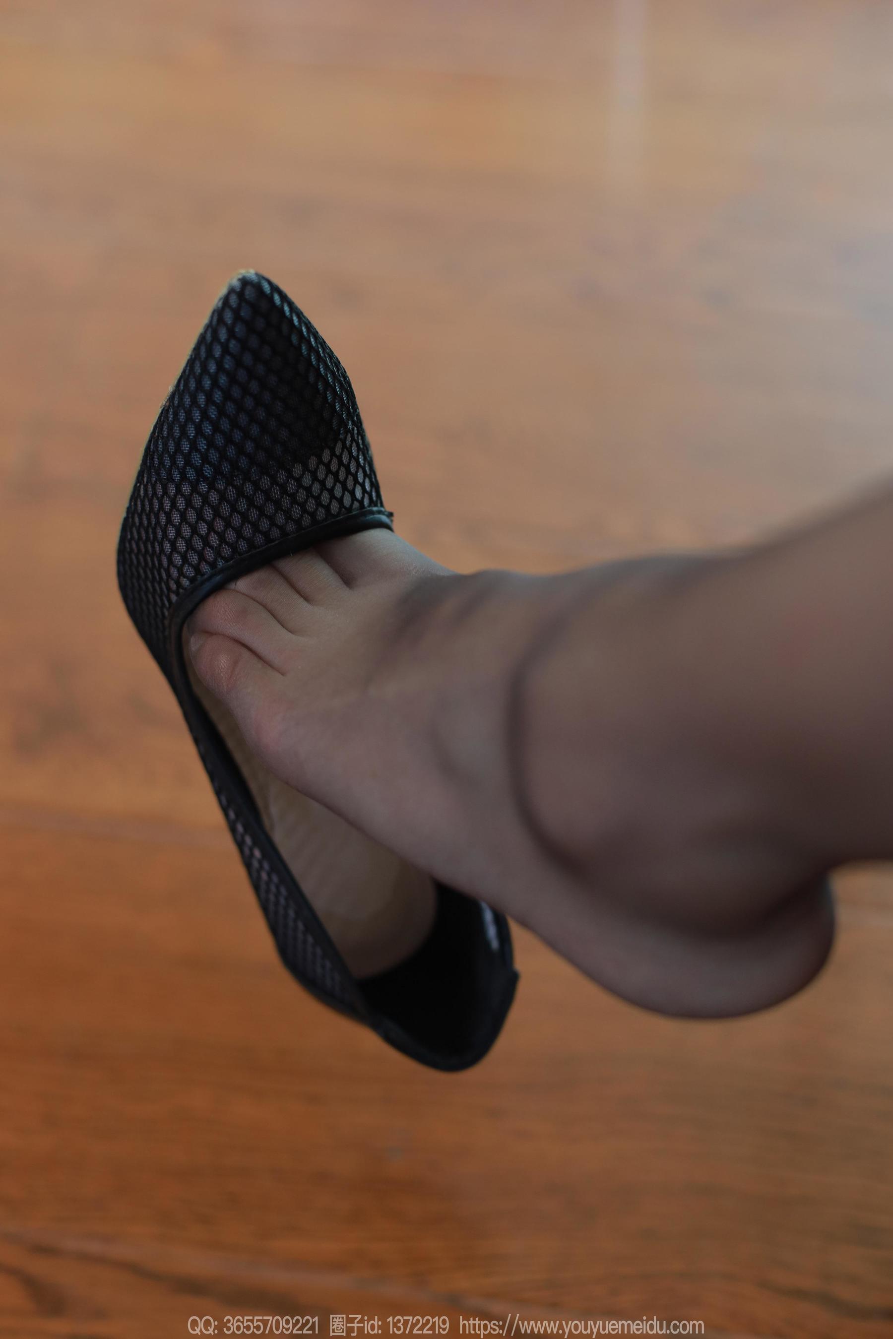 IESS异思趣向 - 模特： 小婕 《风情包臀裙》_第4张