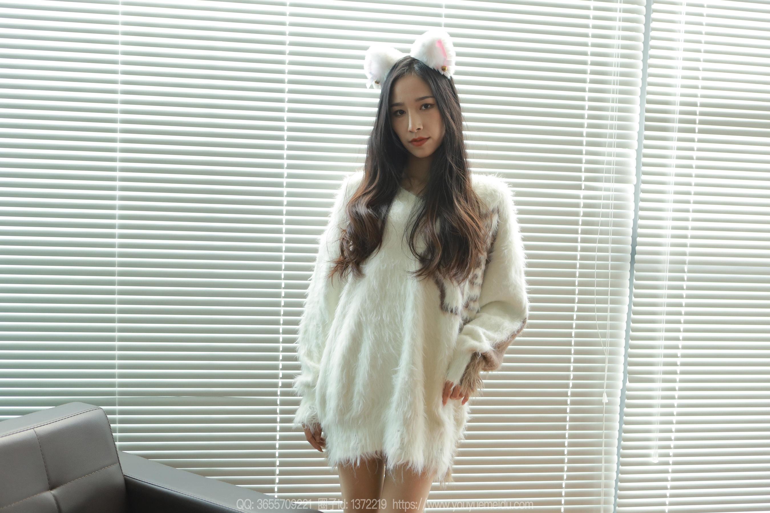 IESS异思趣向 - 模特： 美子 《毛绒耳朵》_第1张
