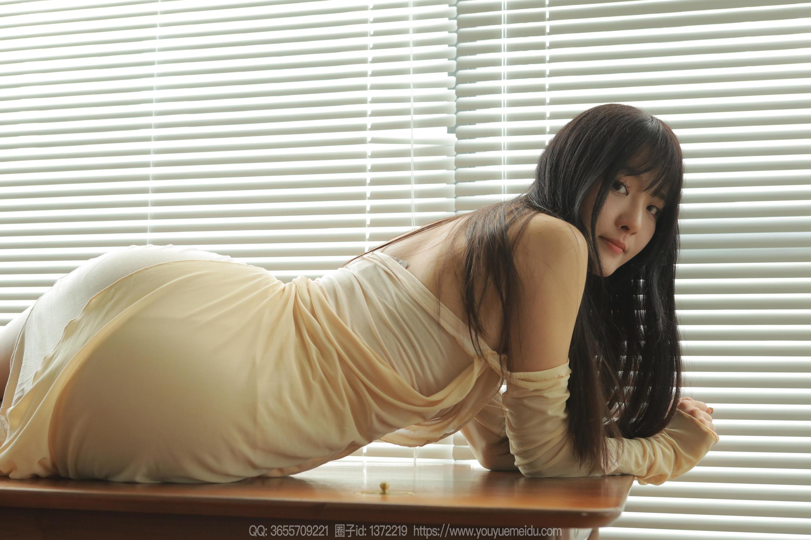 IESS异思趣向 - 模特： 婉萍 《黄色包臀裙（下）》_第2张